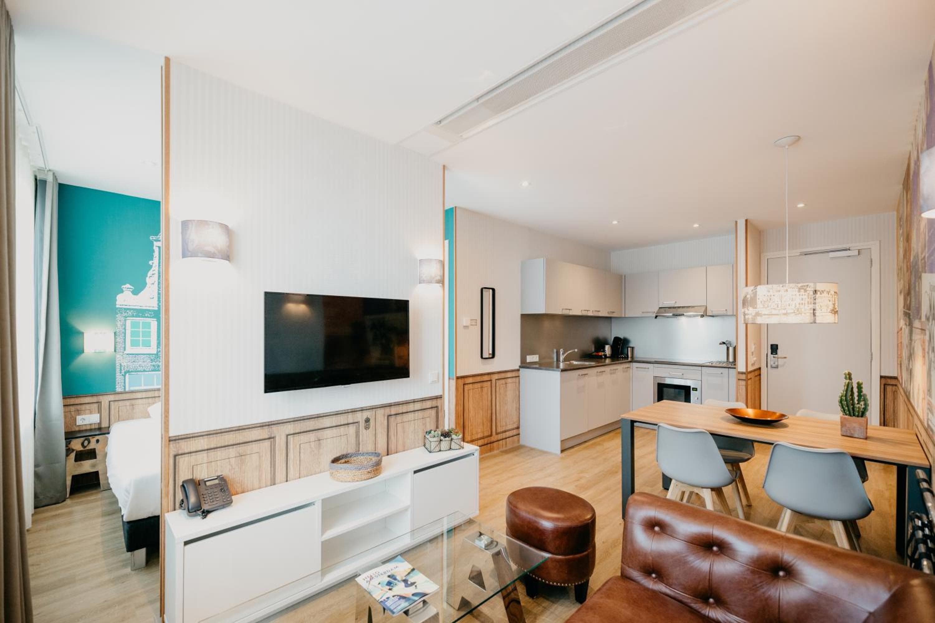 Amsterdam ID Aparthotel