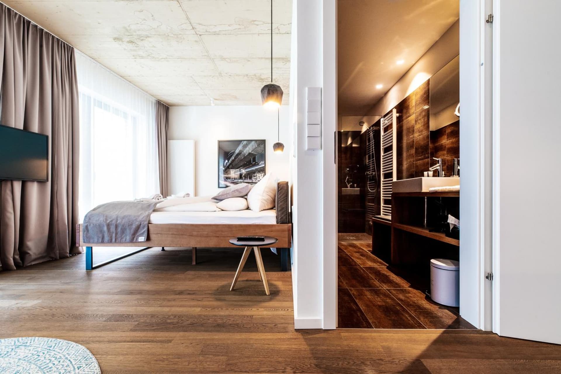 Blackhome Graz I contactless check-in