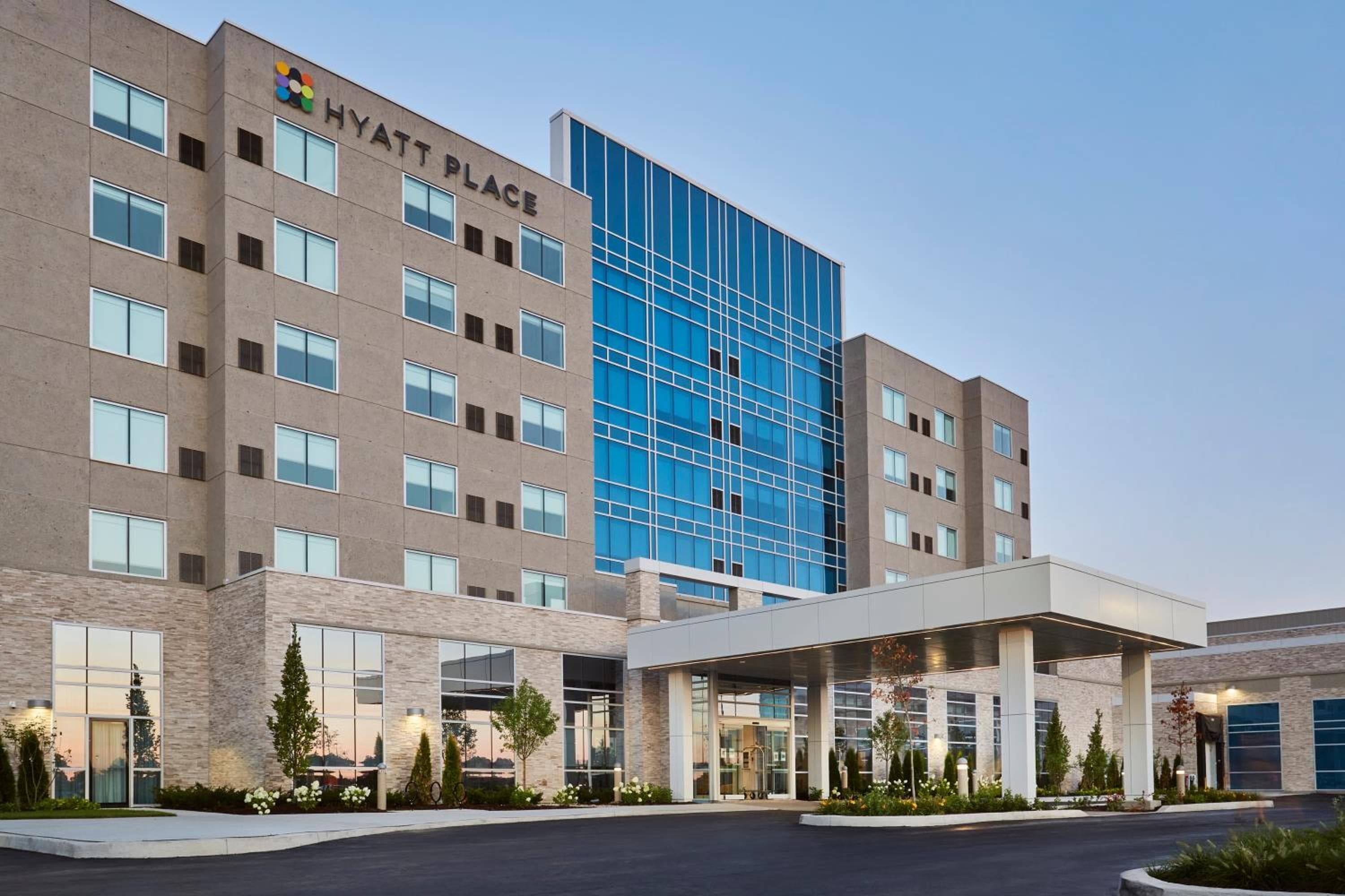 Hyatt Place Toronto Mississauga and Luxe Convention Centre