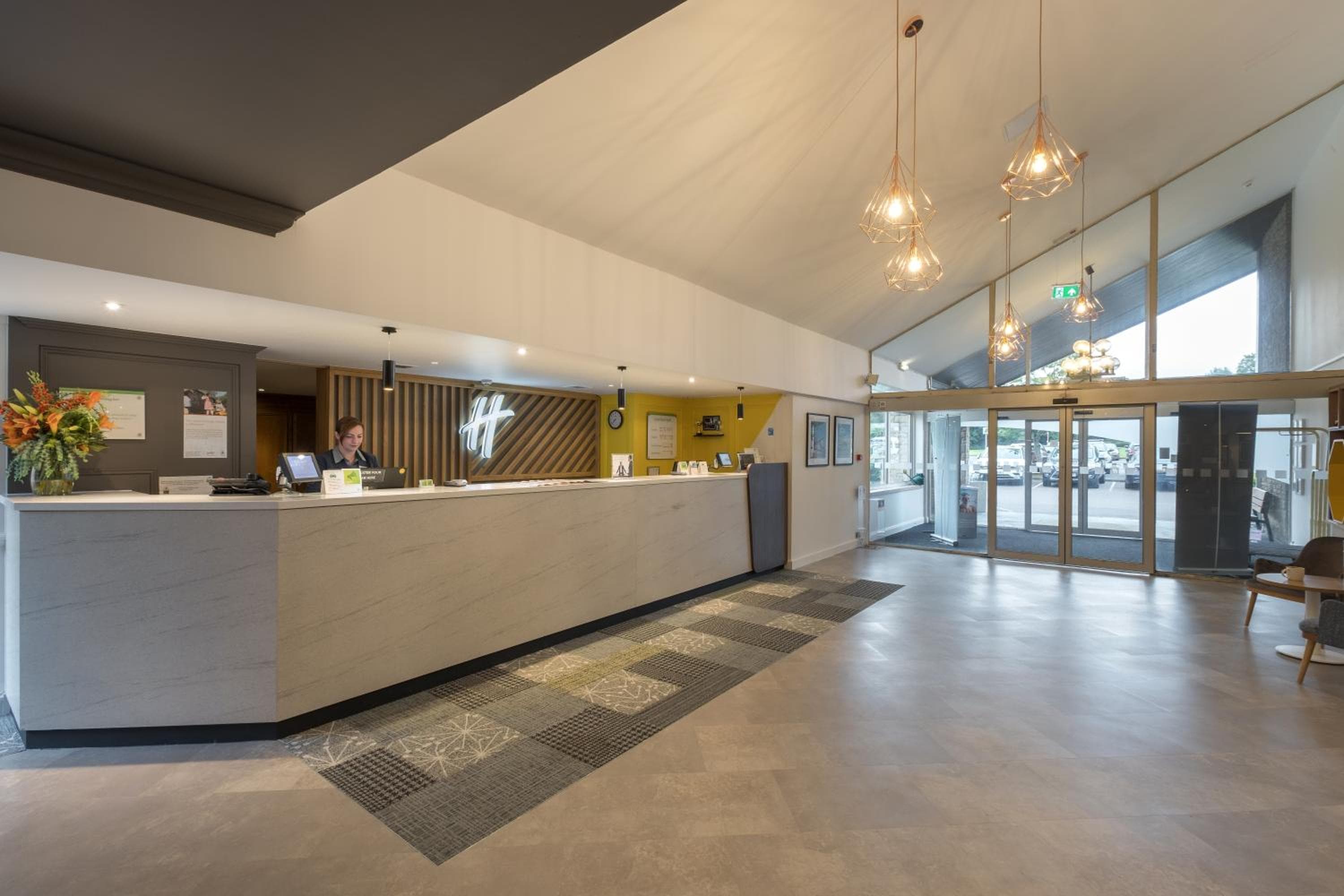 Holiday Inn Swindon by IHG 5