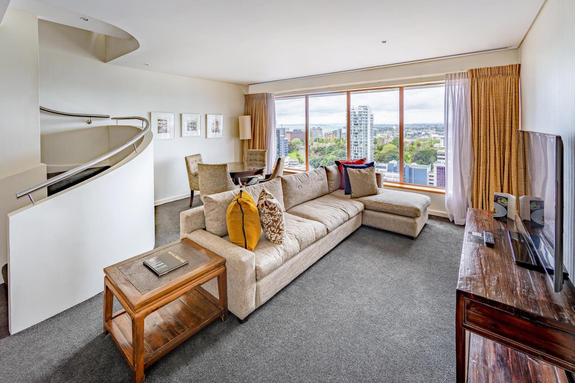 Crowne Plaza Auckland by IHG 5