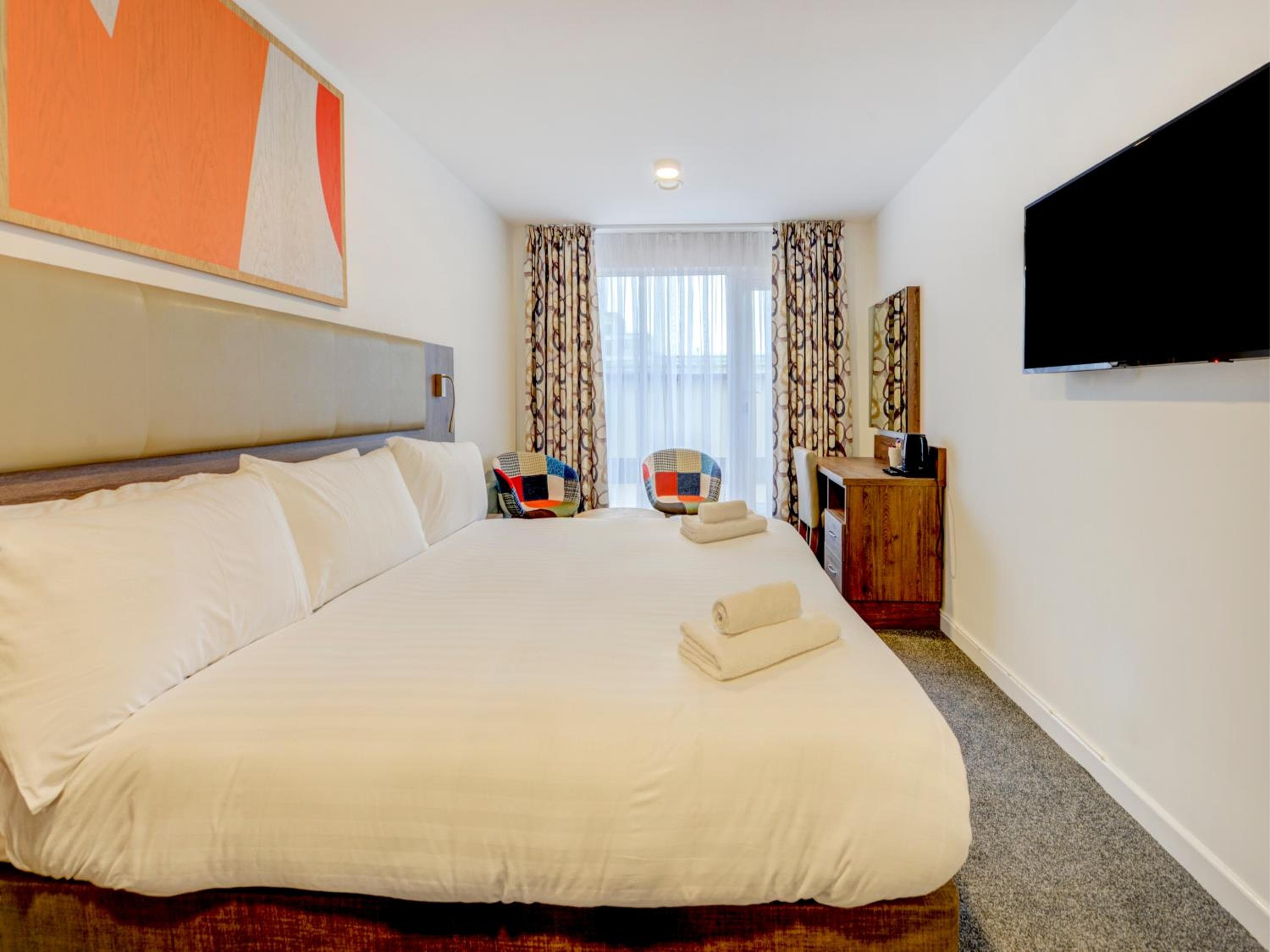 OYO Plymouth Central Hotel 5