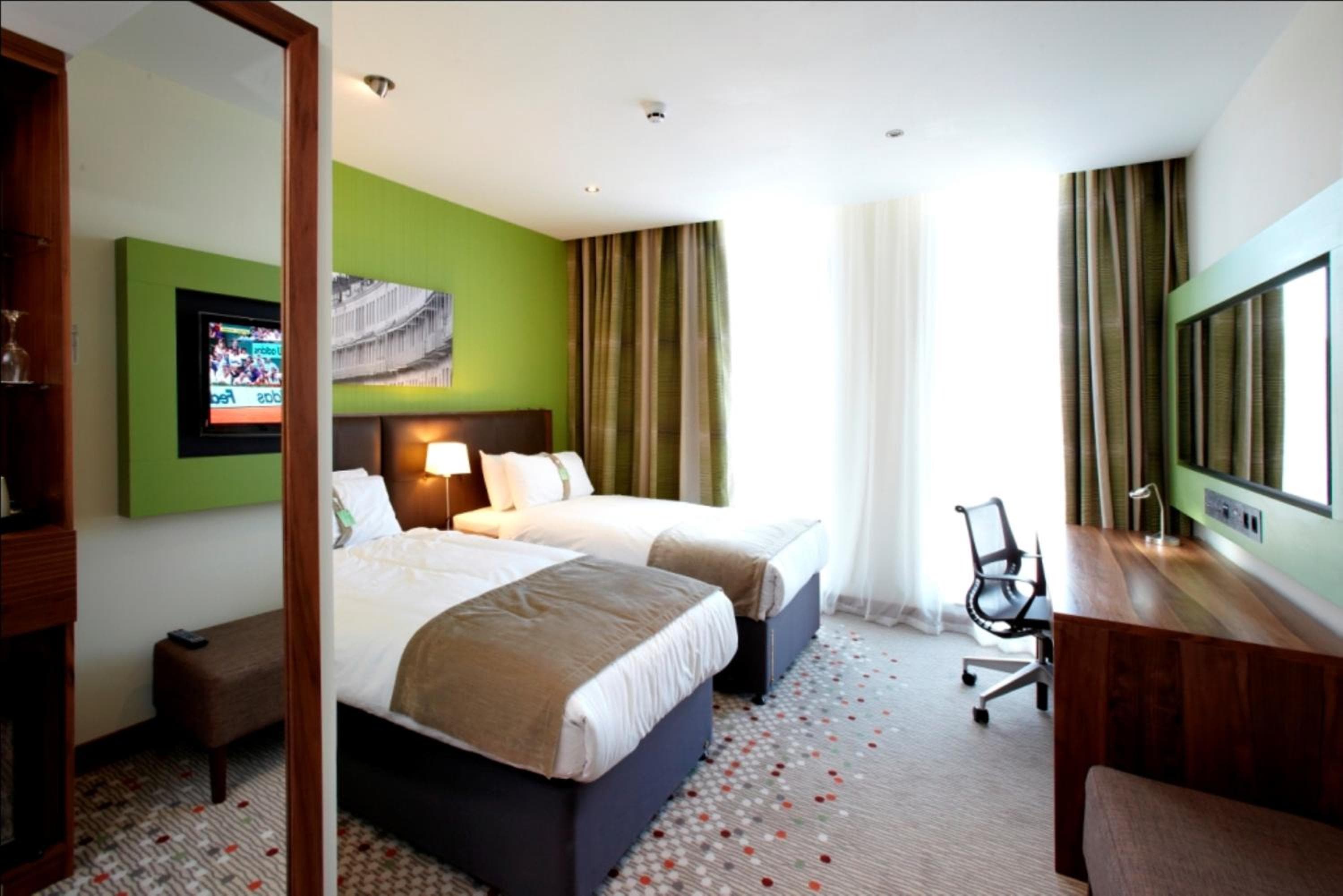 Holiday Inn Bristol City Centre by IHG 5