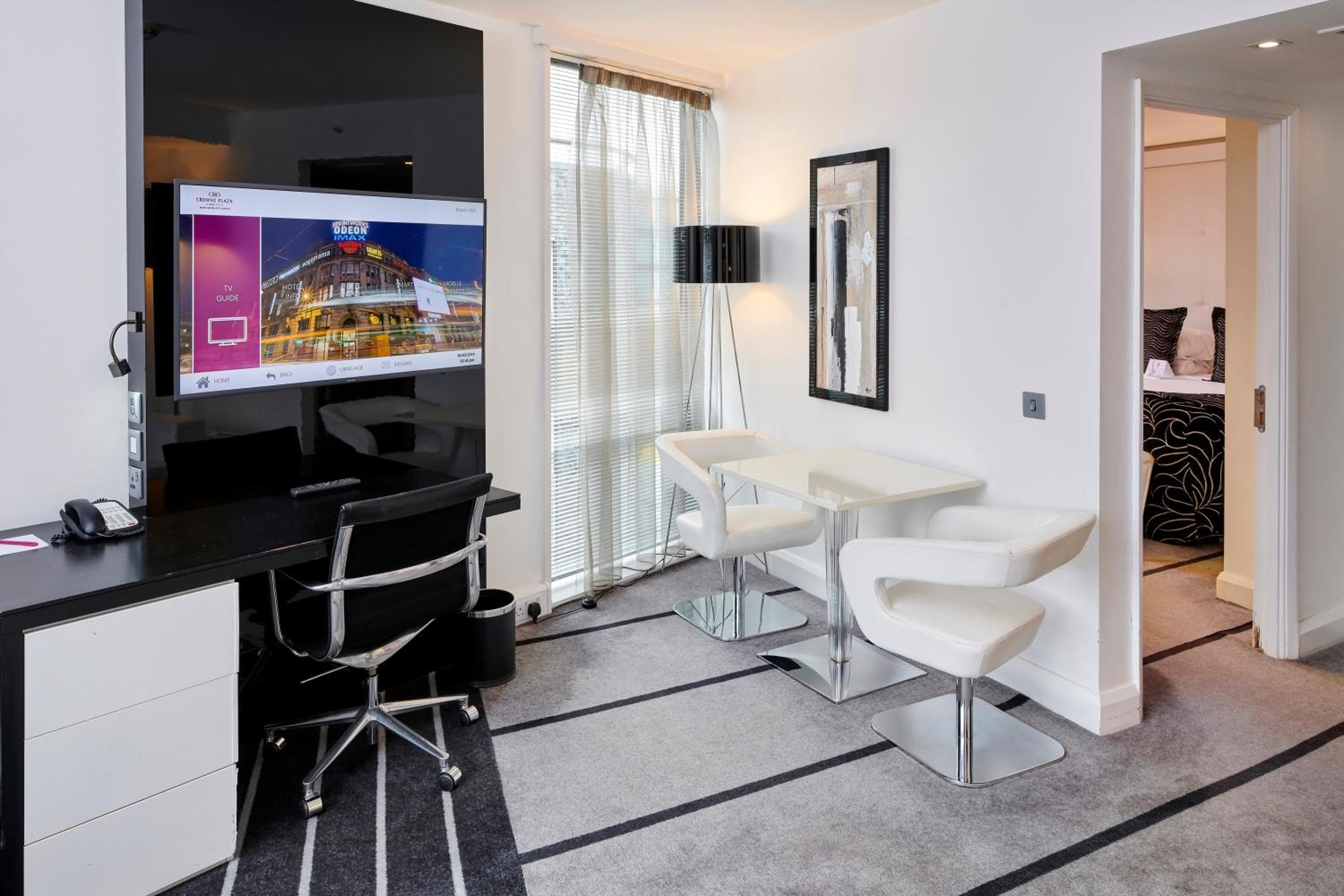 Crowne Plaza Manchester City Centre by IHG 5
