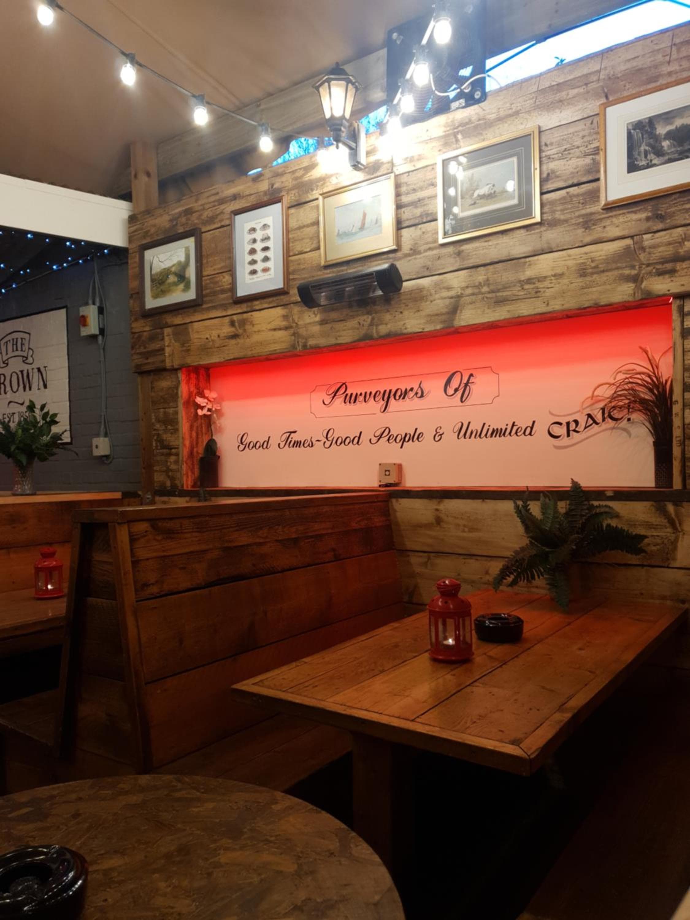 The Crown Pub & Guesthouse