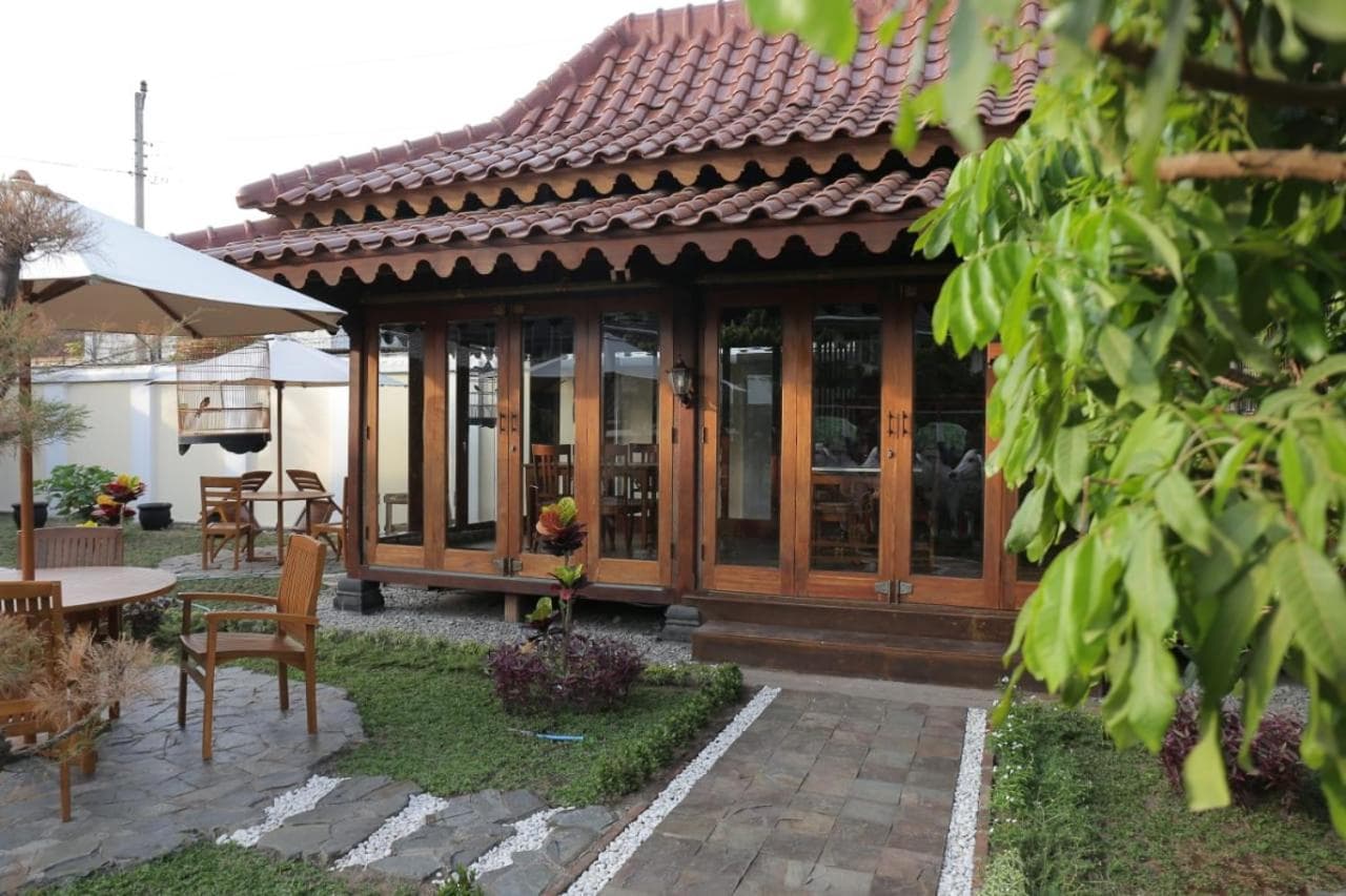 Dem Ayem Heritage Guest House