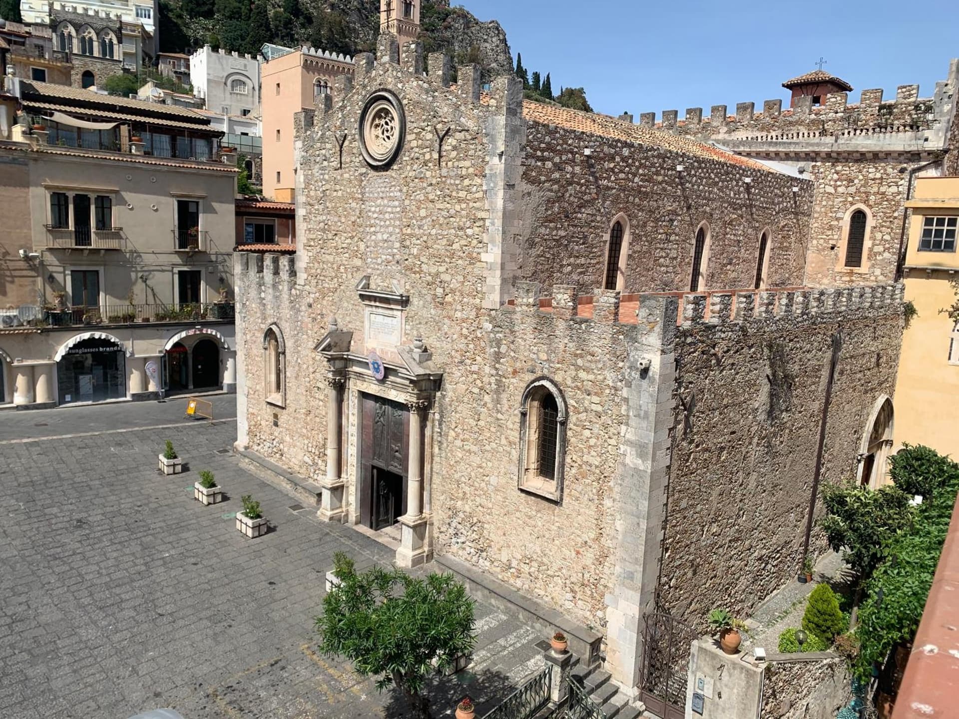 Duomo Square Apartment