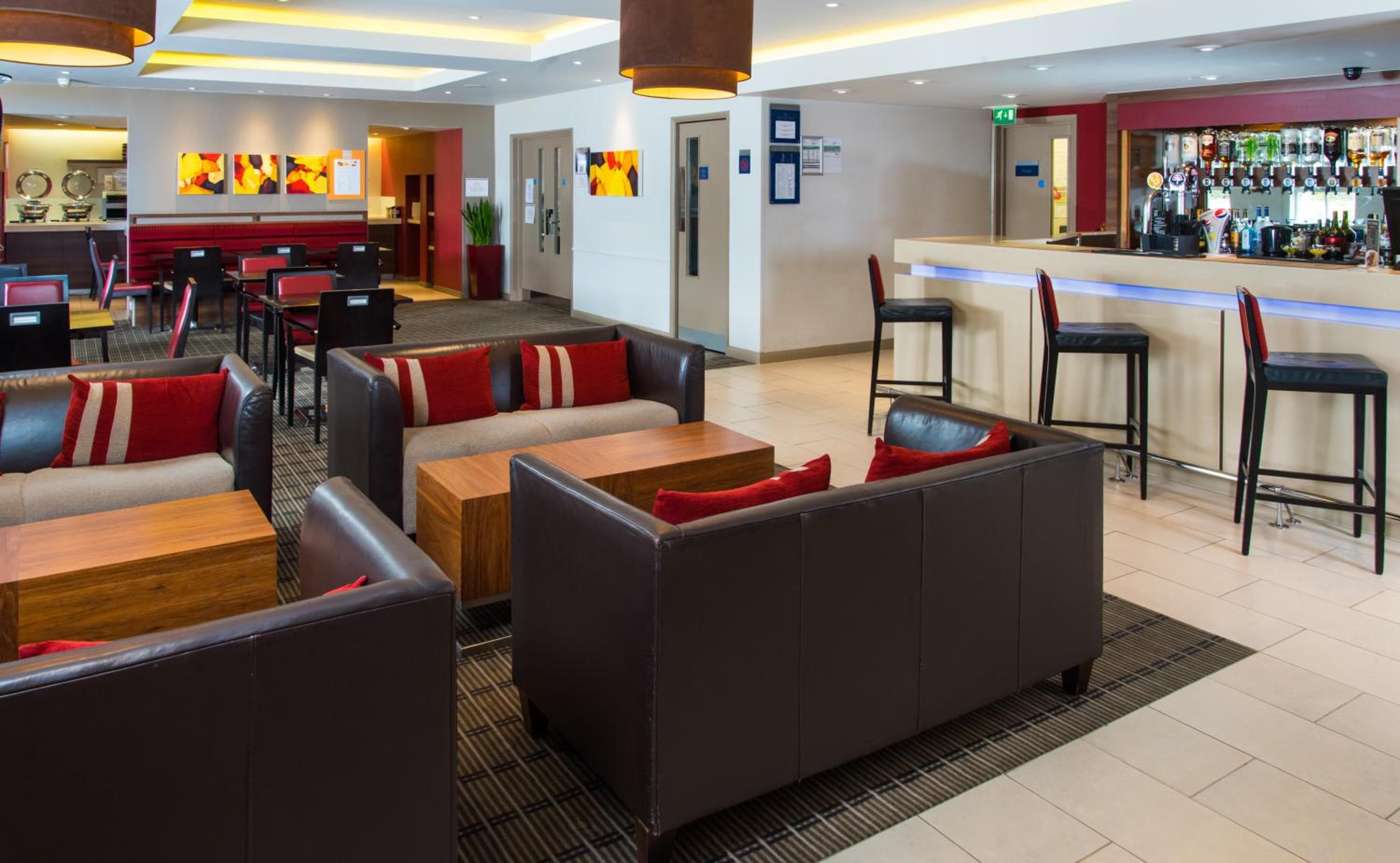 Holiday Inn Express Derby Pride Park by IHG 4