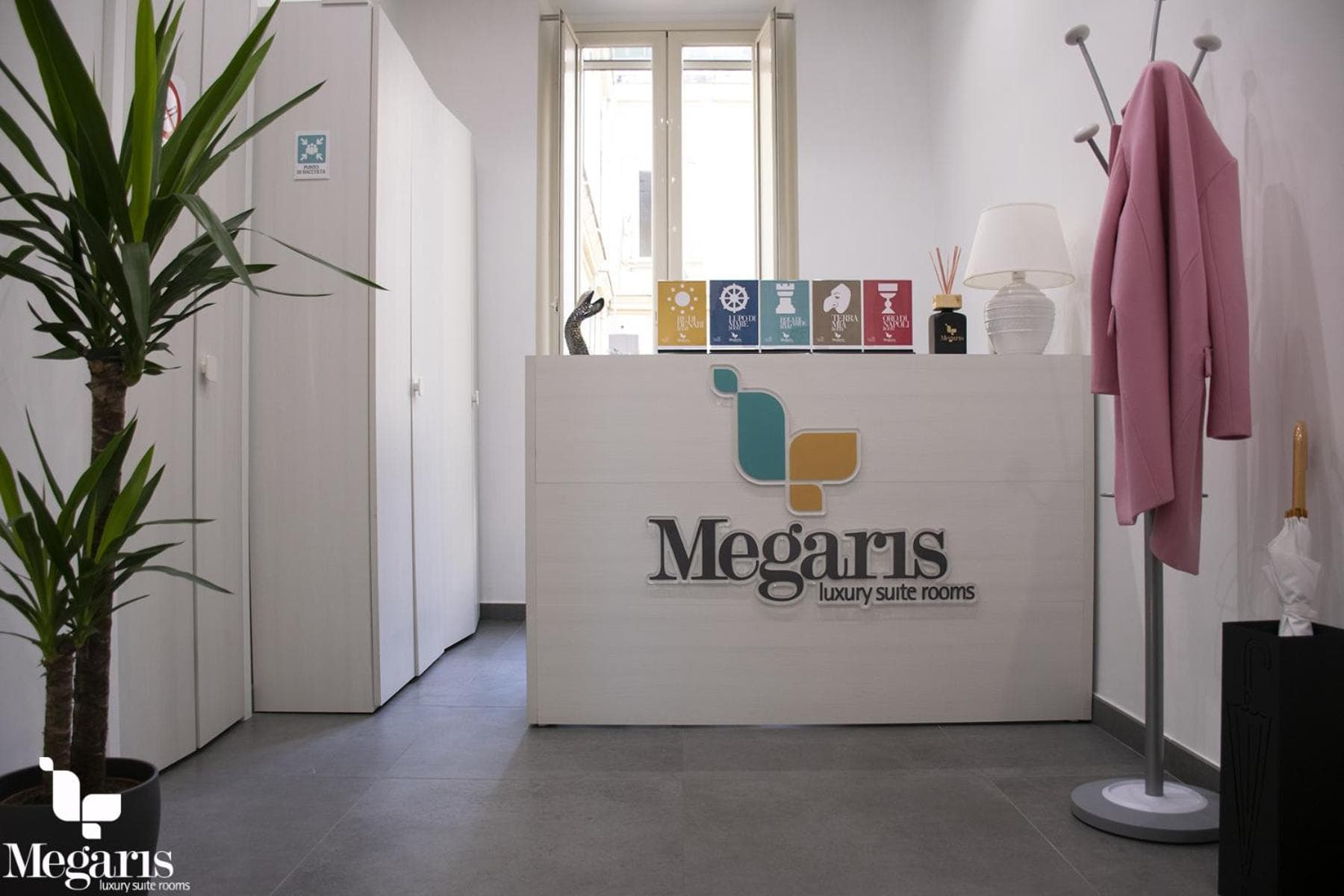 Megaris Luxury Suite Rooms