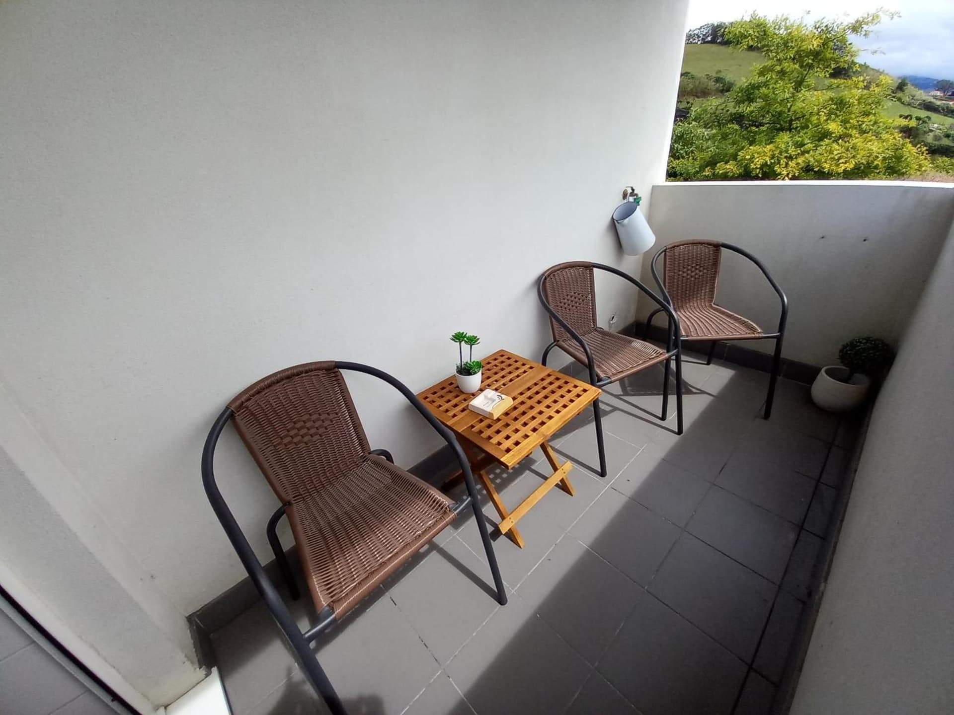 Apartment Sweet Home