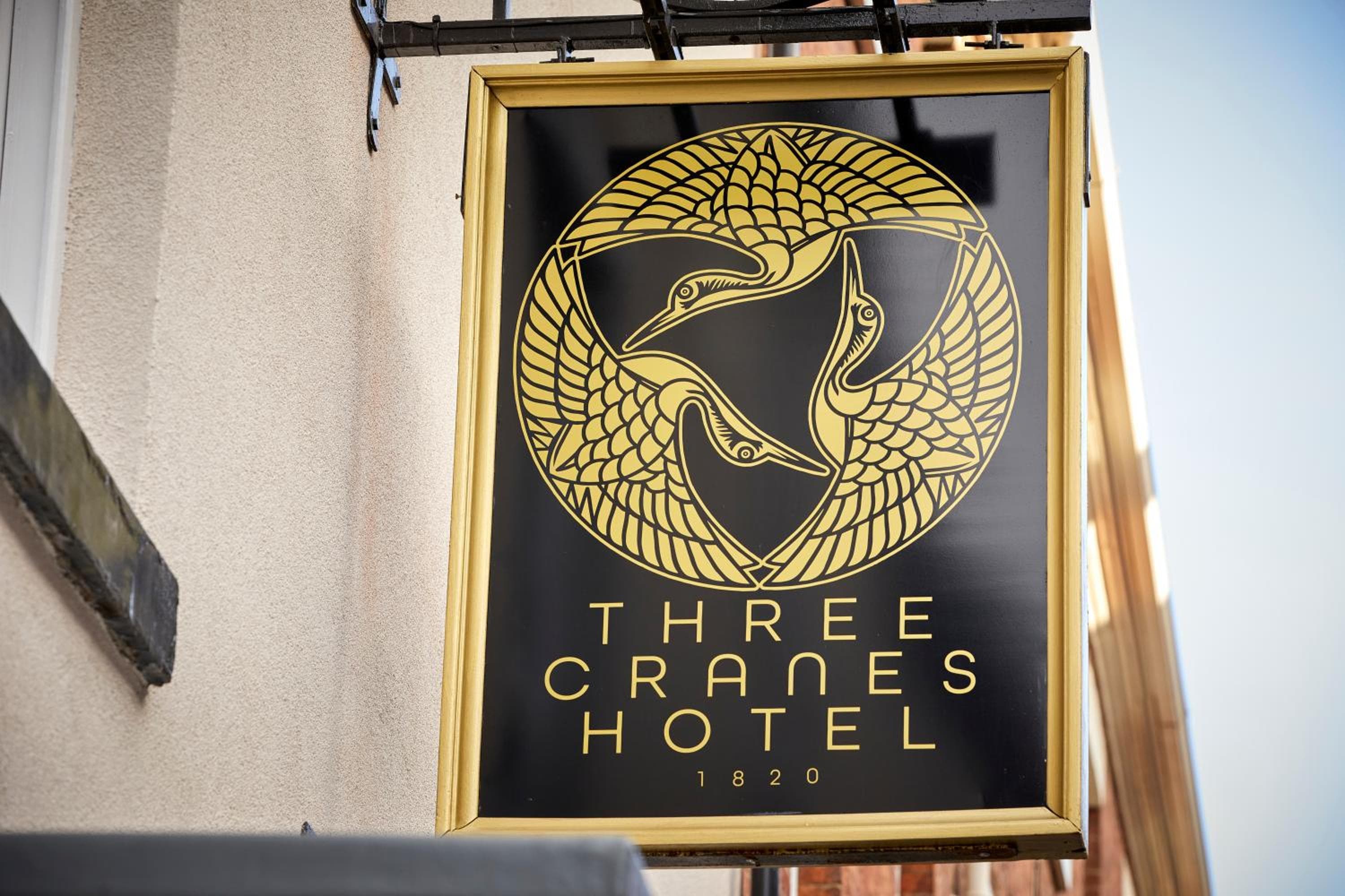 Three Cranes Serviced Apartments 3