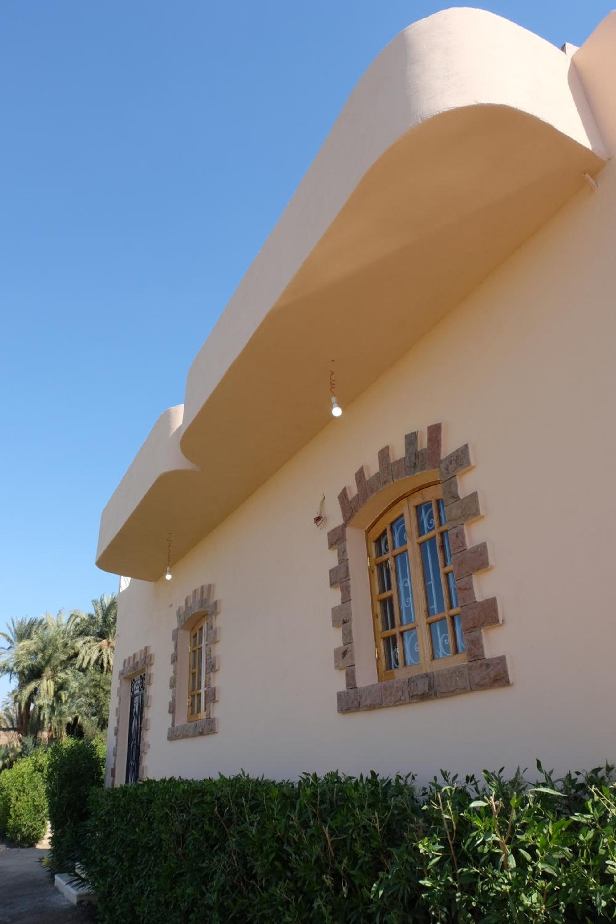 Luxury Ground Floor Appartment , BEST mountain views! near Temples