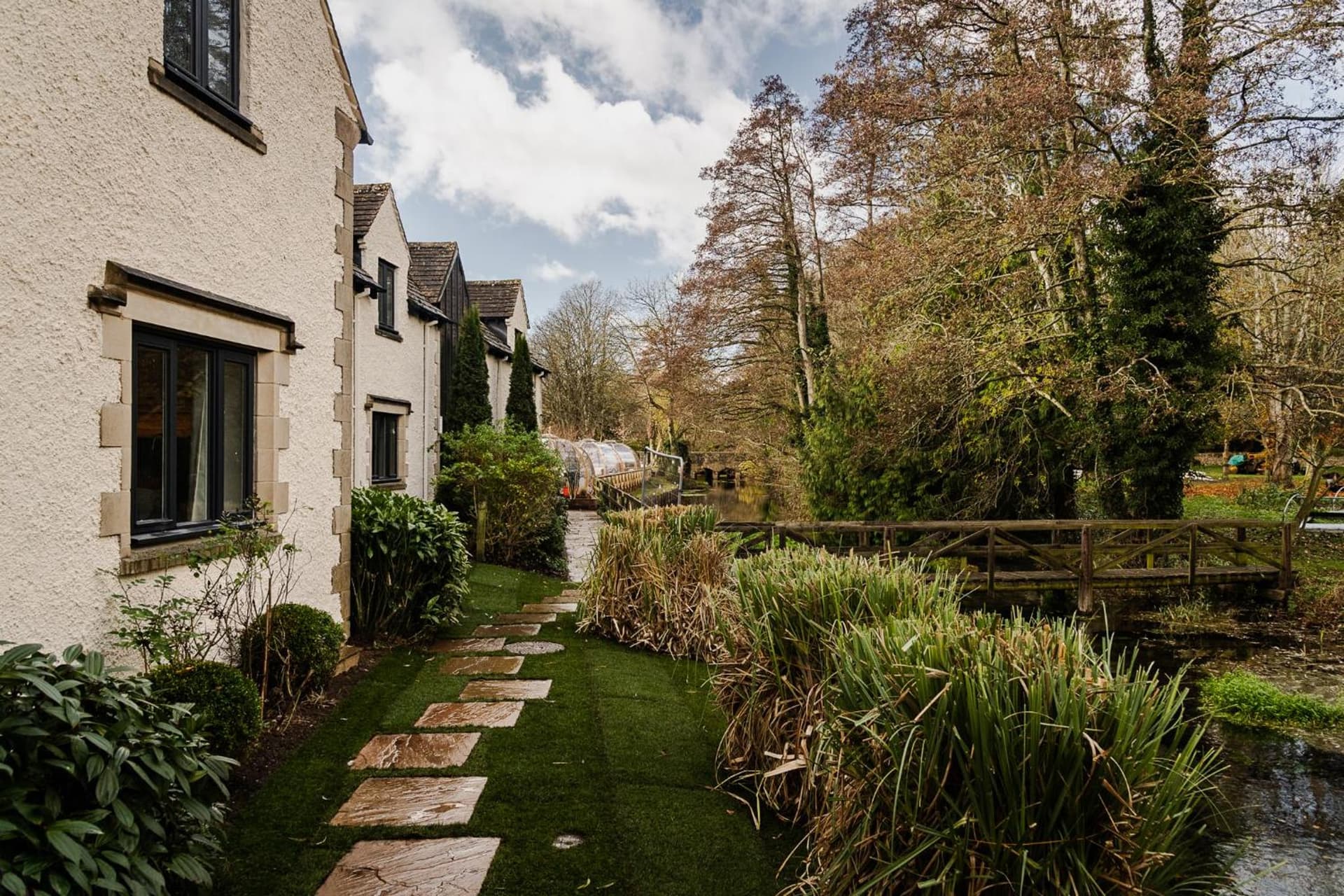 Wild Thyme & Honey - Cirencester-Cotswolds