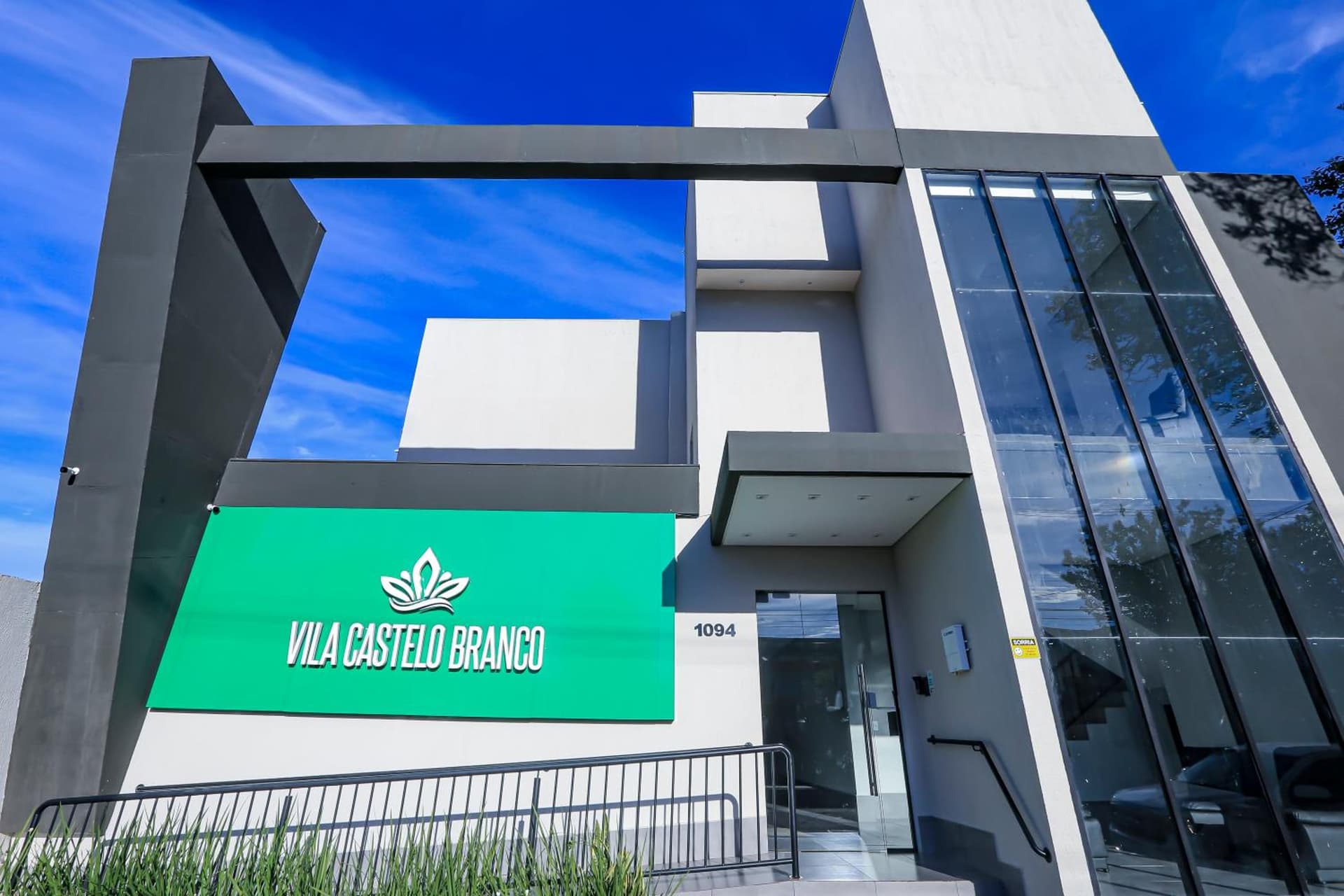 Vila Castelo Residencial no Centro de Foz