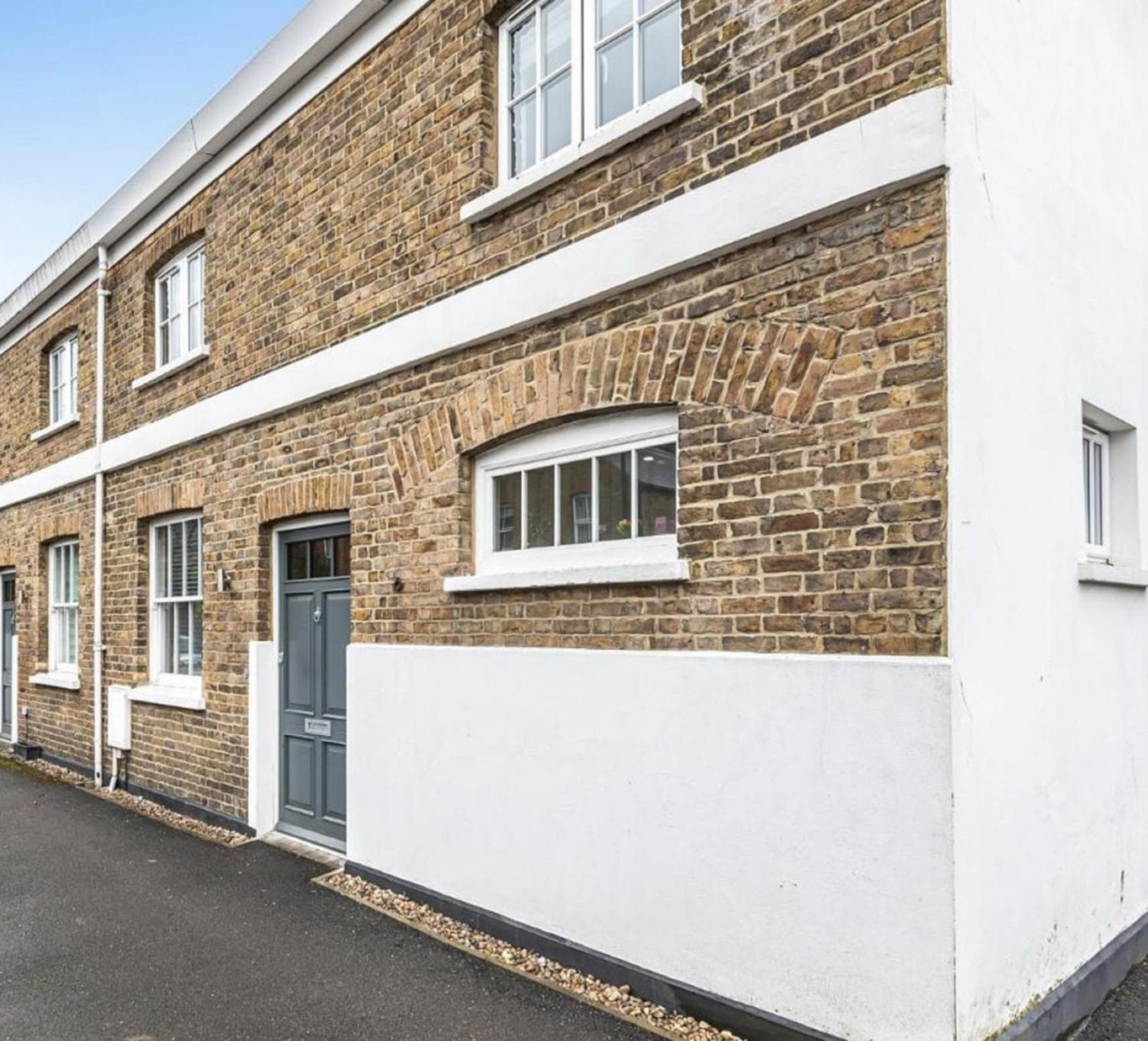 Windsor Mews by Stay Focused SA