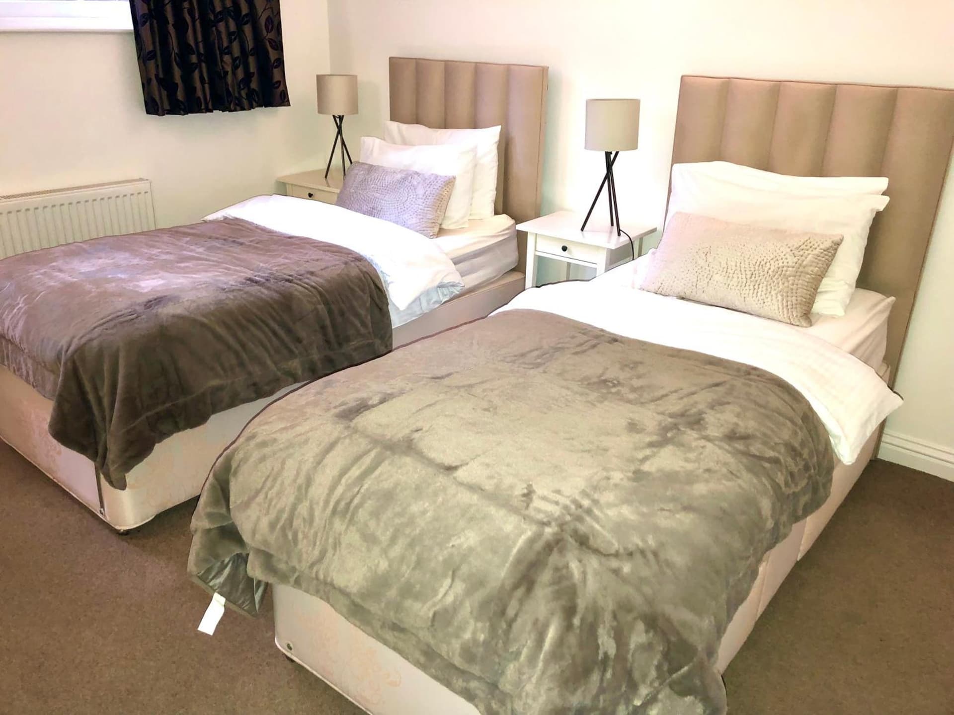 Superbly located 2 bedroom luxury apartment