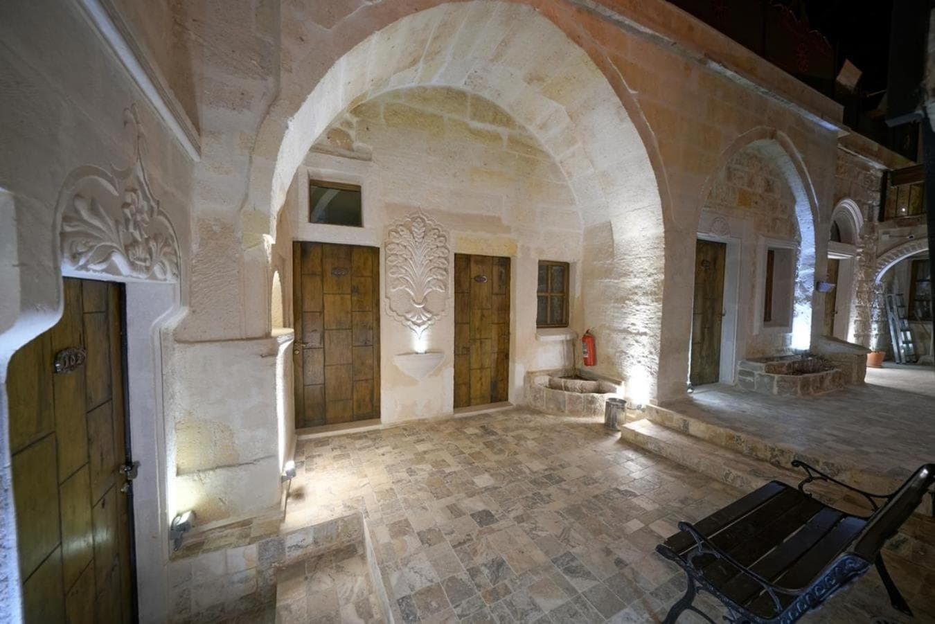 Arte Cave Hotel