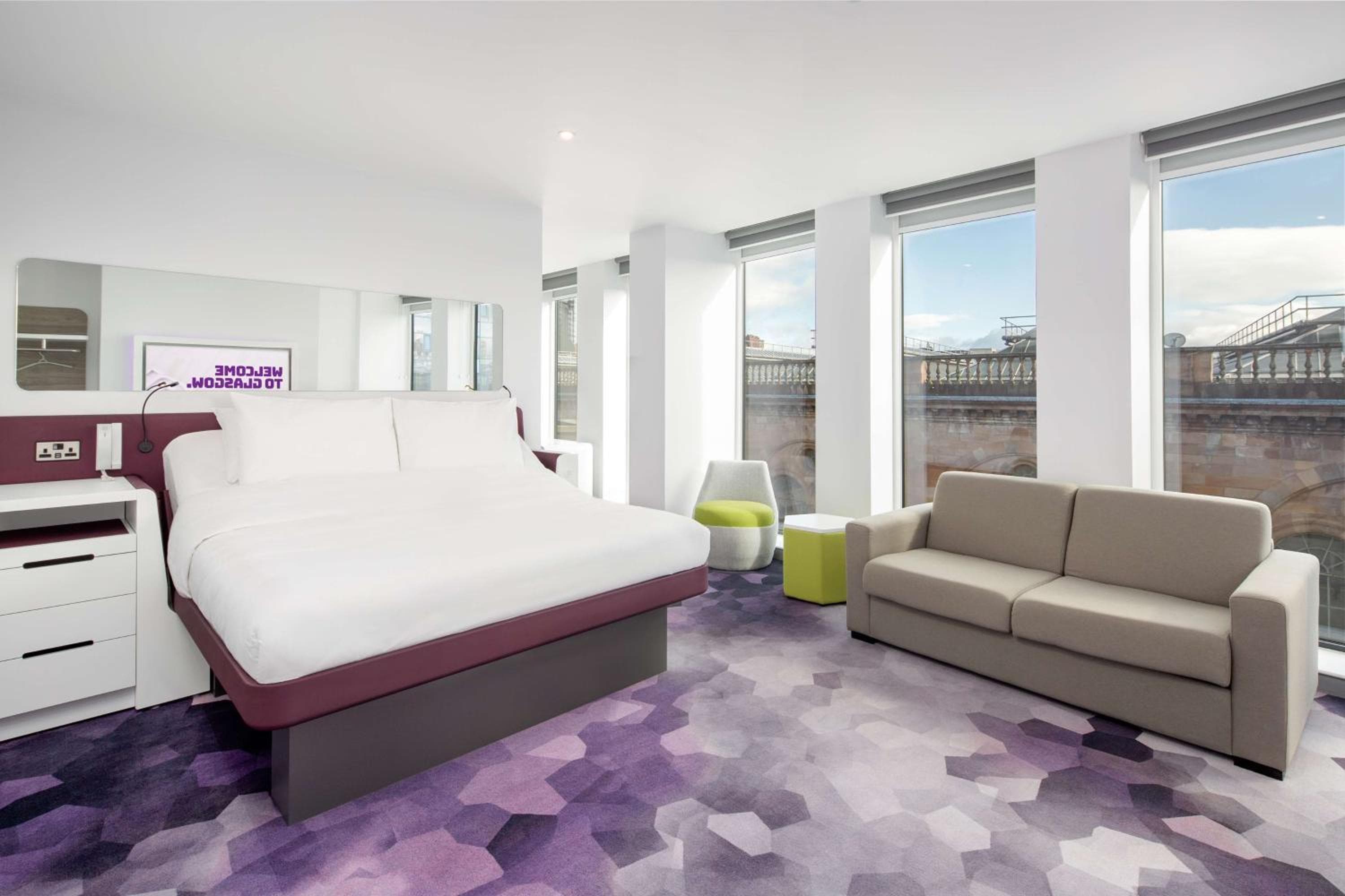 YOTEL Glasgow 2