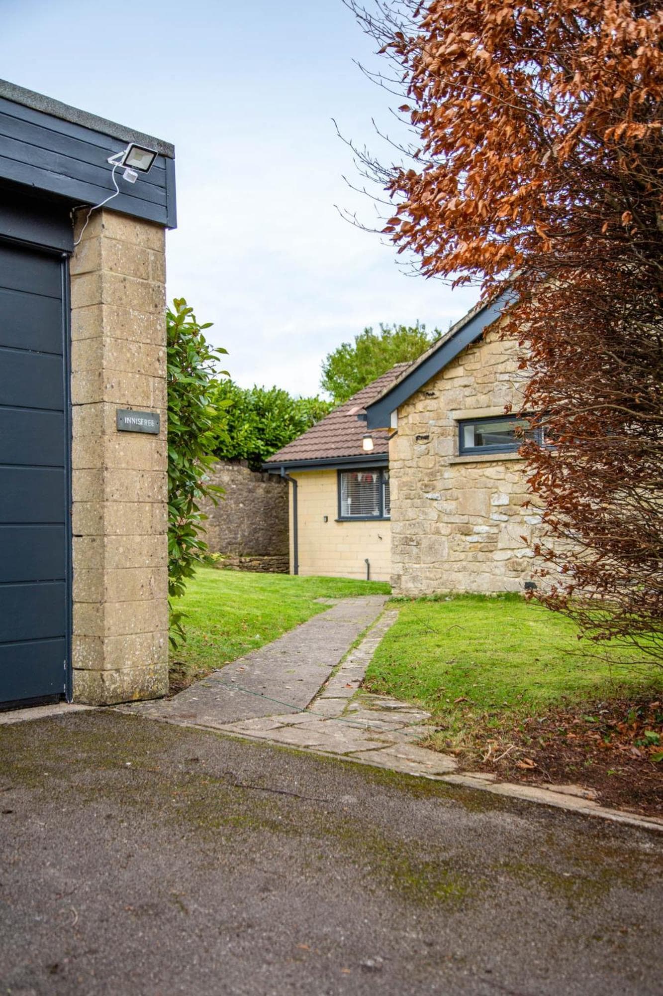 Innisfree Bath - Free Parking