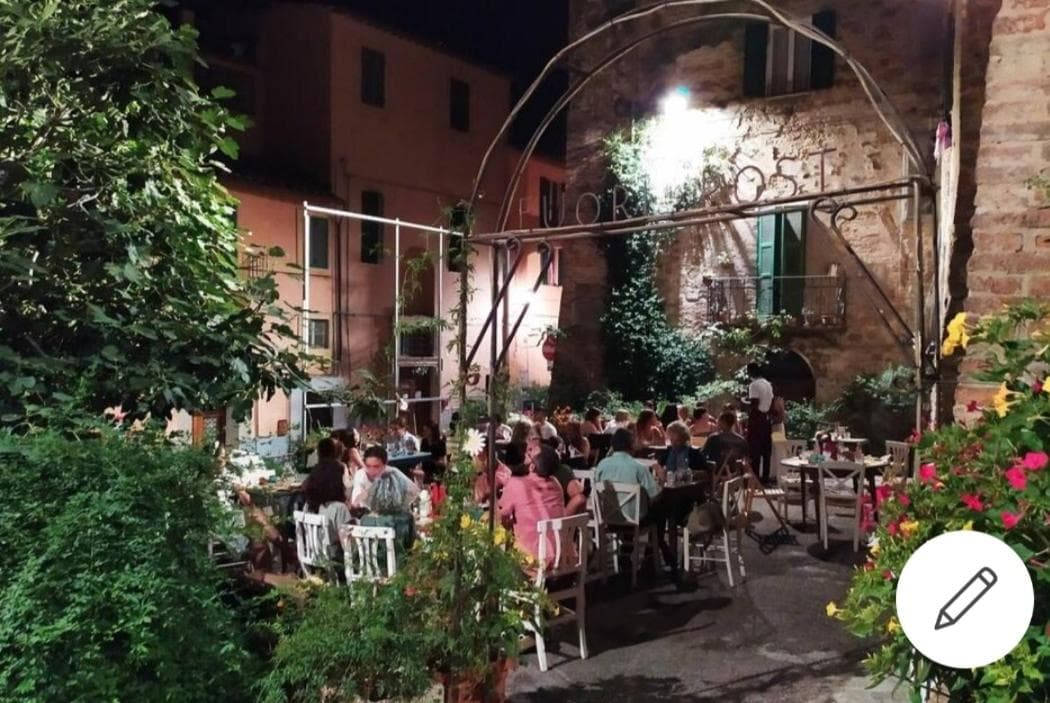 Centro Storico Perugia - Vista Su Assisi