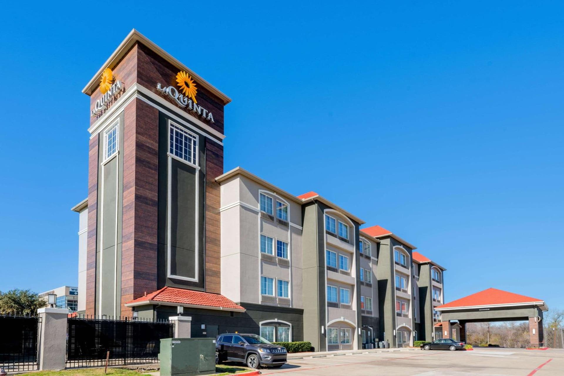 La Quinta Inn & Suites by Wyndham Fort Worth Arlington West