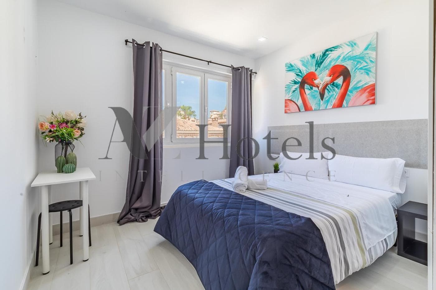 AYZ Silvela - Auto check-in property