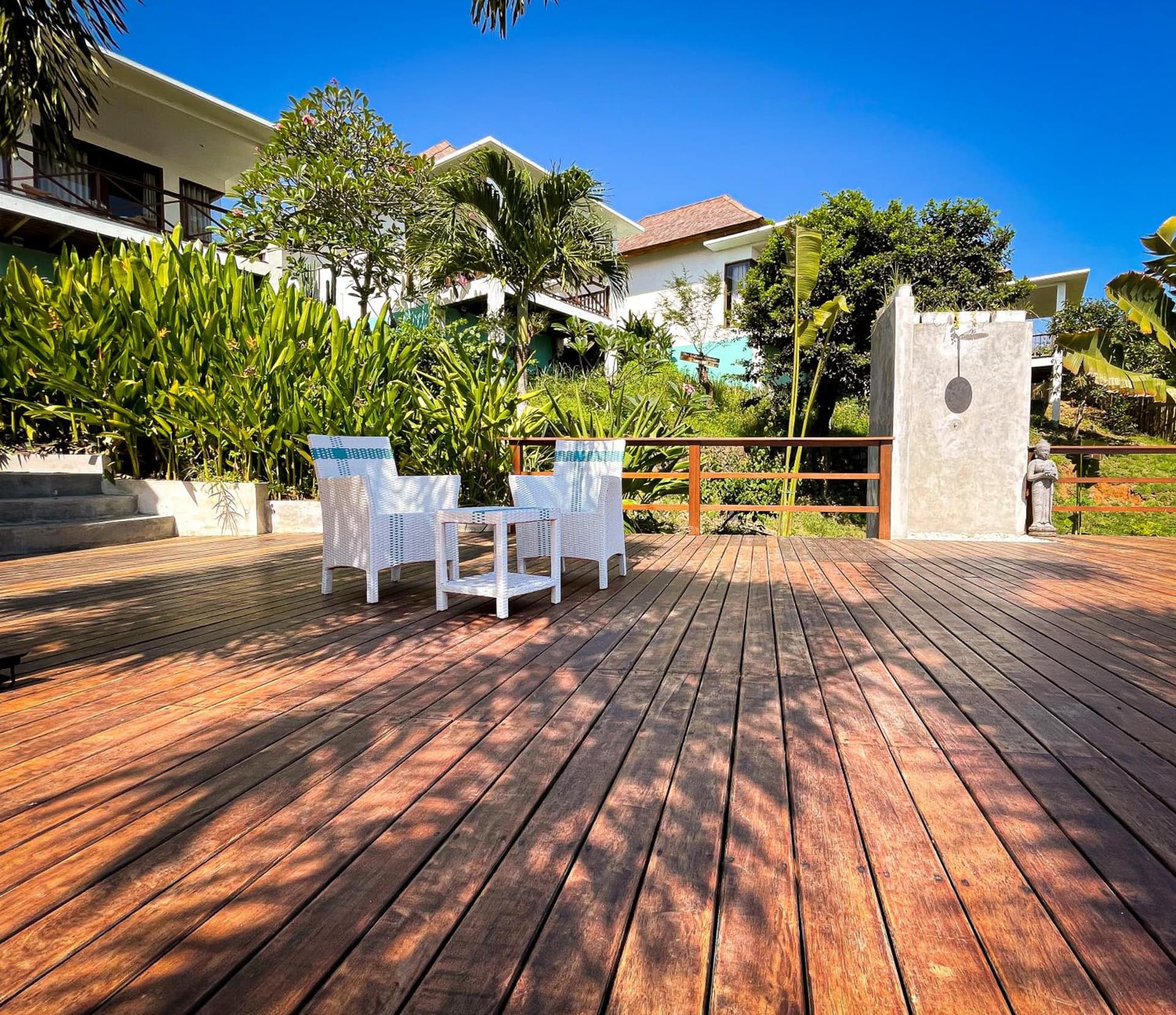 The Endless Summer Resort
