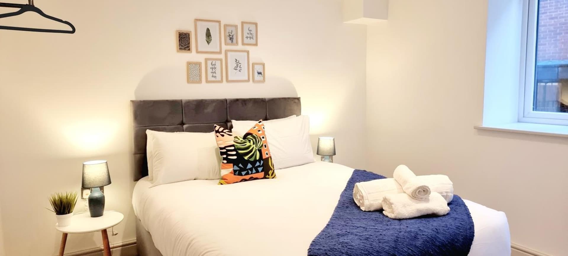 Hounds Gate Luxury Apartments by 1508 Stays 3