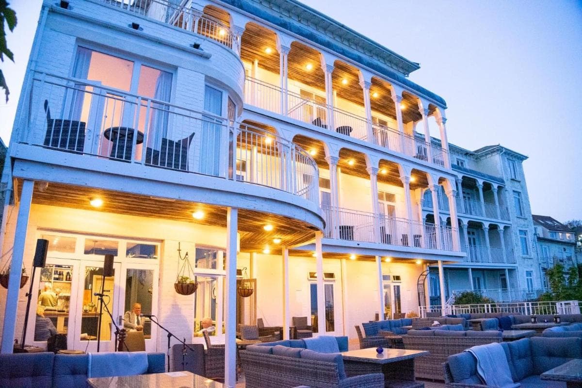 The Wellington Hotel - B&B