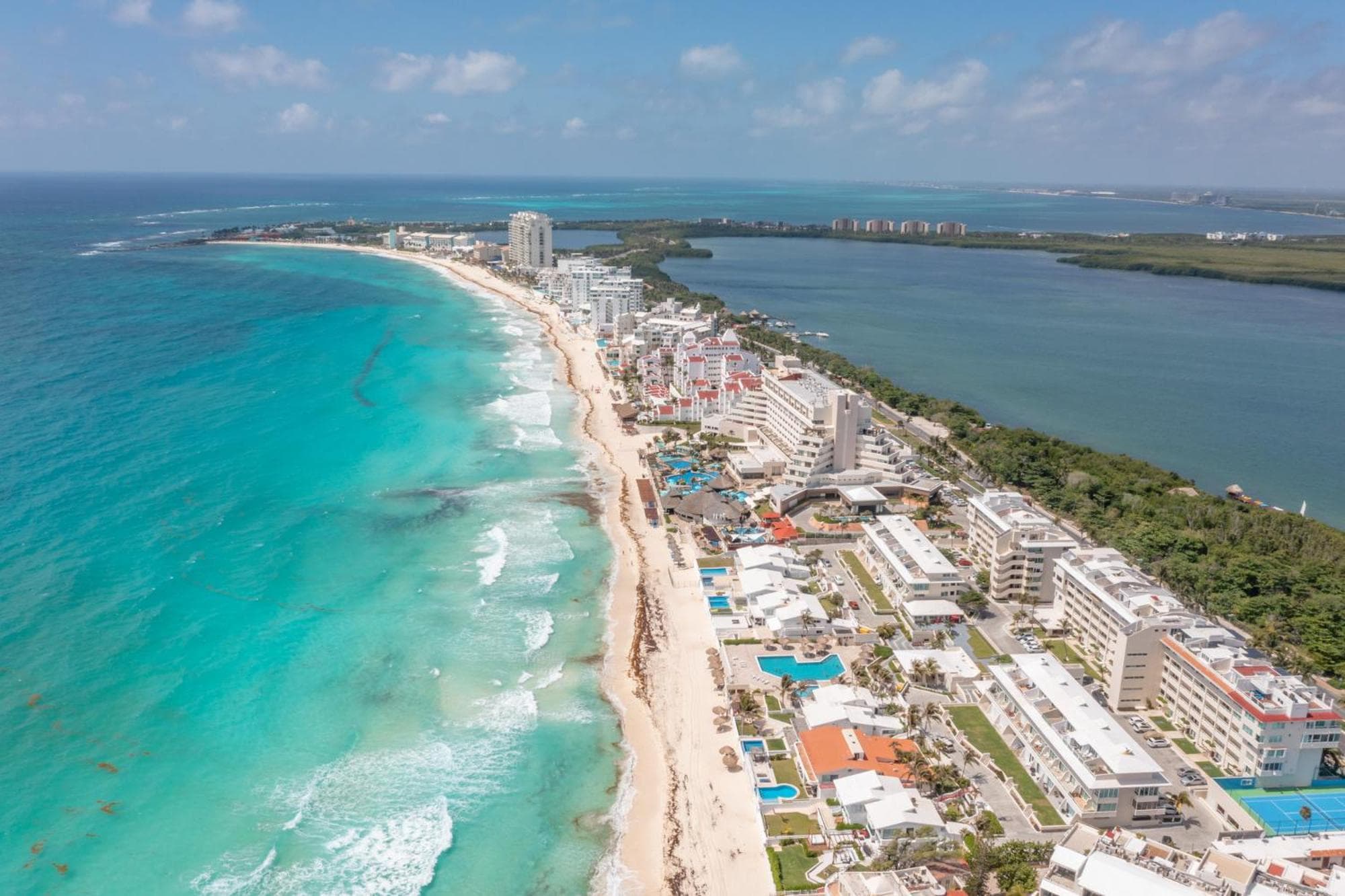 Beachfront Three-Story Coastal Penthouse, 3BR-3BA