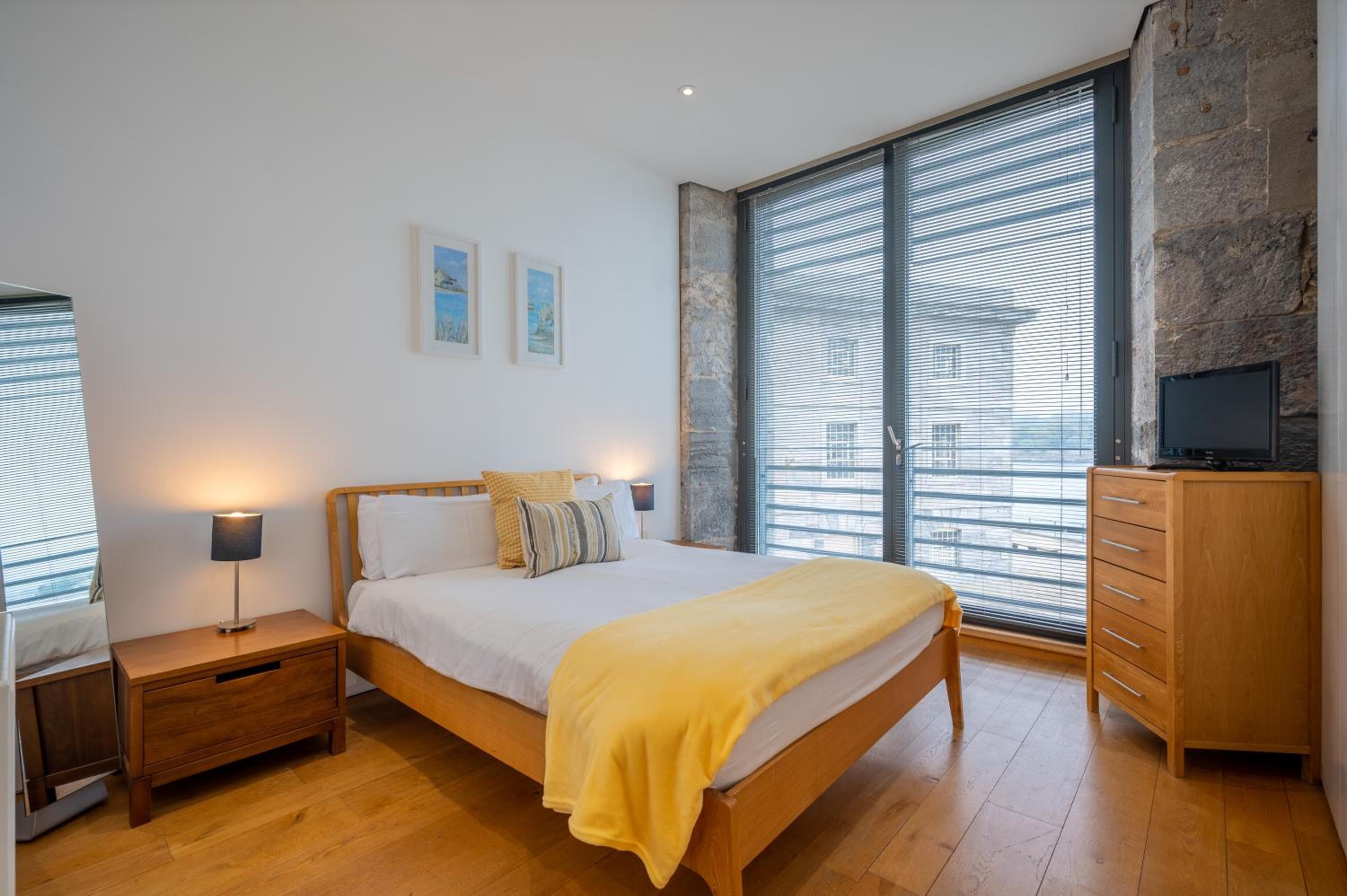 Royal William Yard Apartments 5