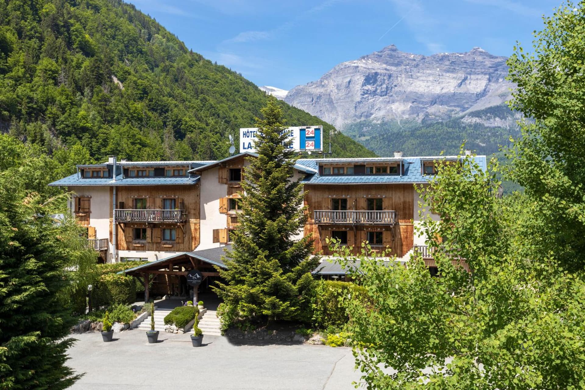 Fontaine du Mont Blanc Hotel & Spa