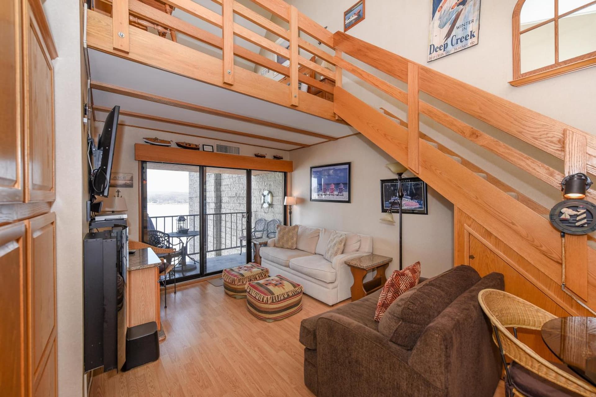 706H Studio Loft One Bath