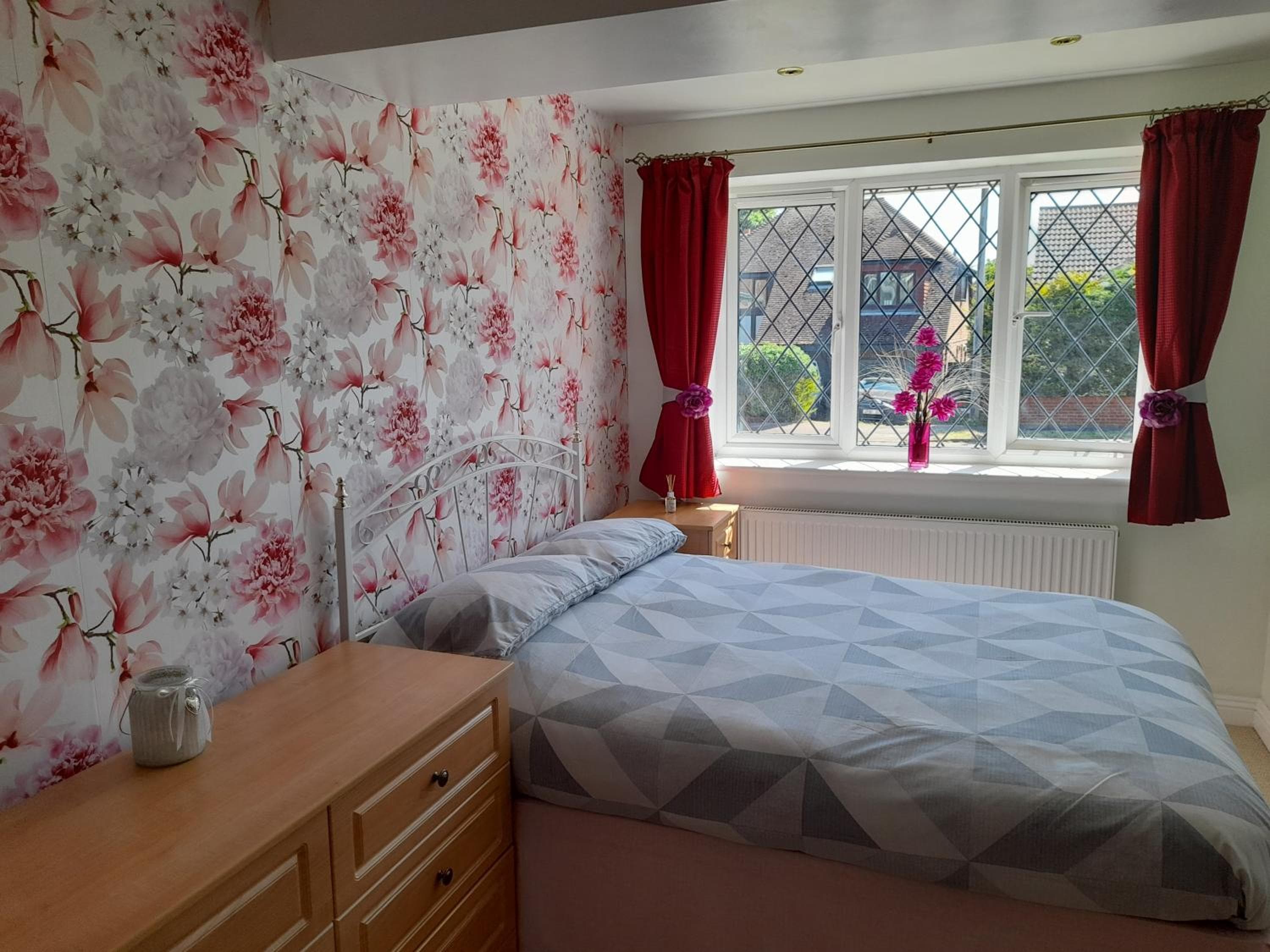 Private Guest Suite close to Brighton and Newhaven Ferry Port