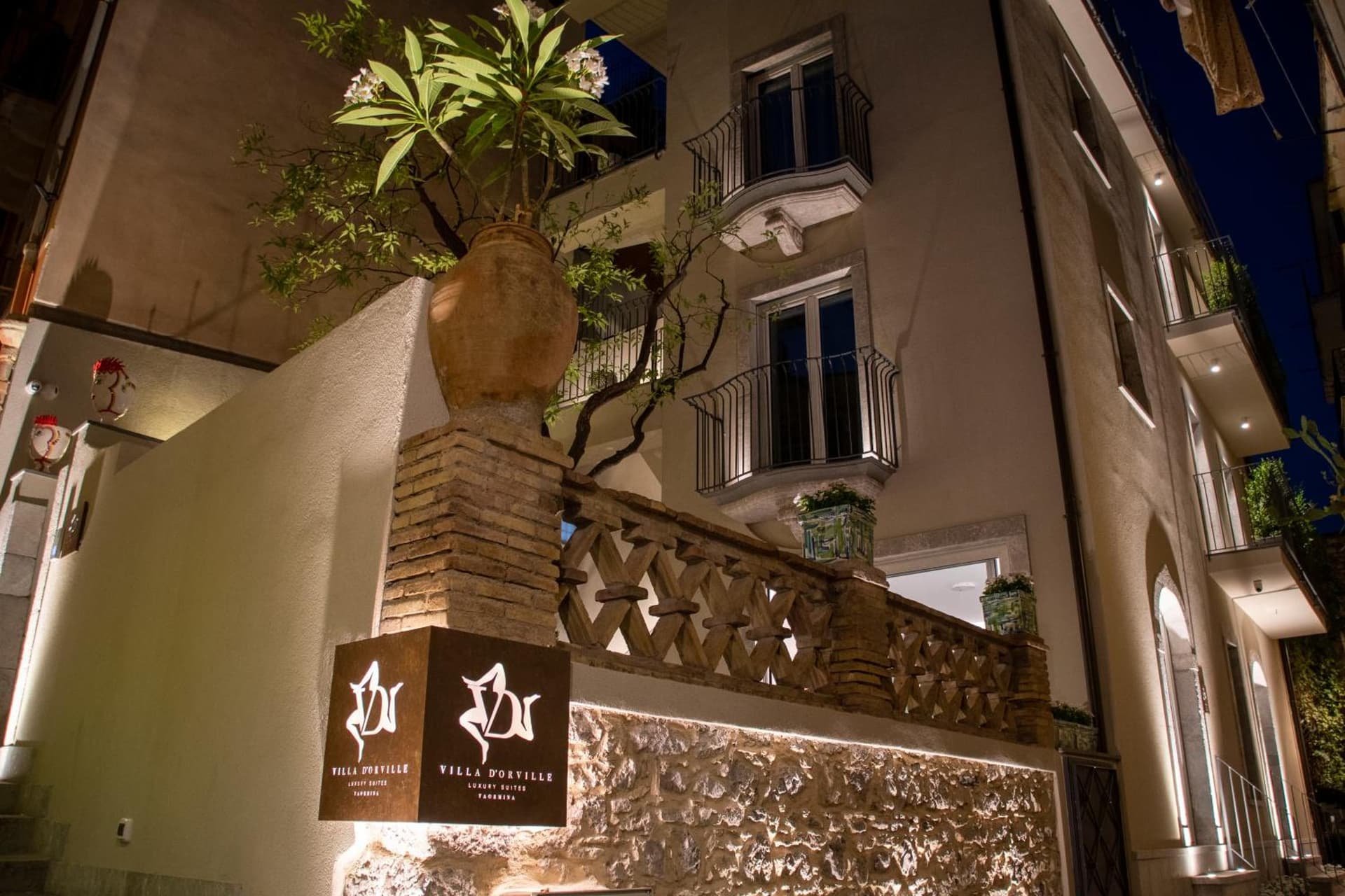 Villa D'Orville luxury suites Taormina