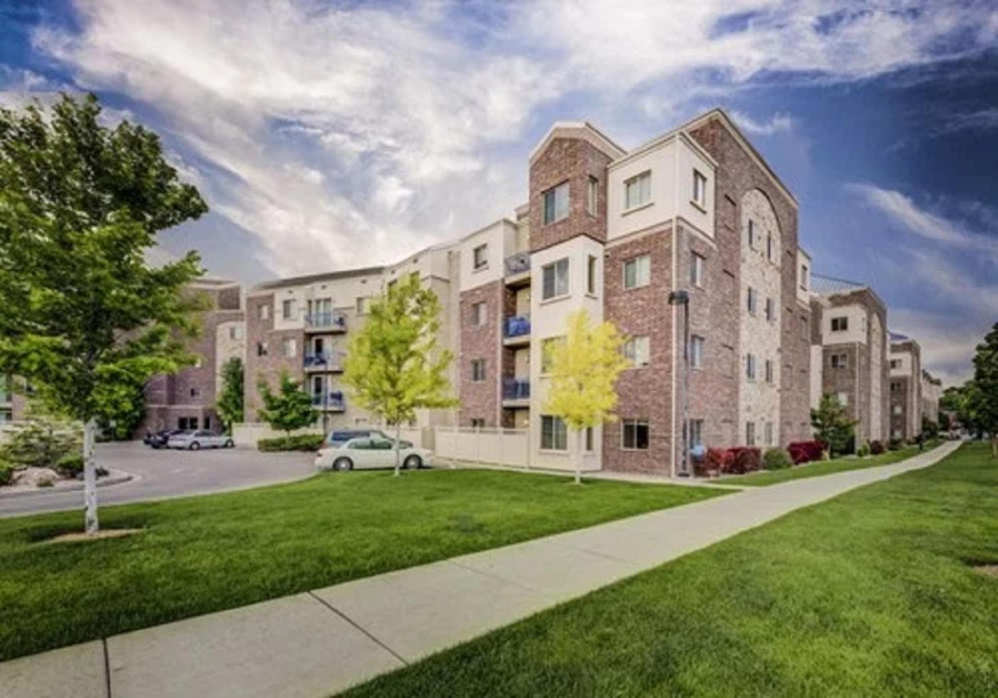 Downtown Condo Near the Convention Center