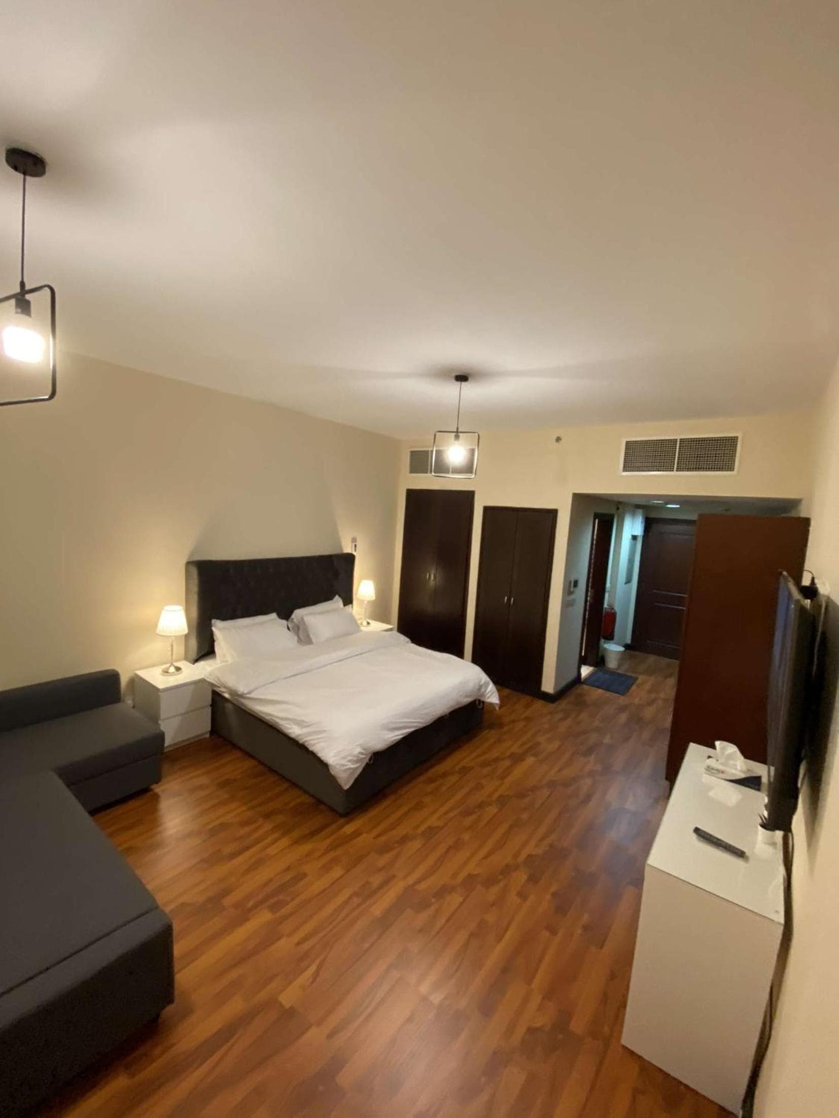 Marina Studio 2