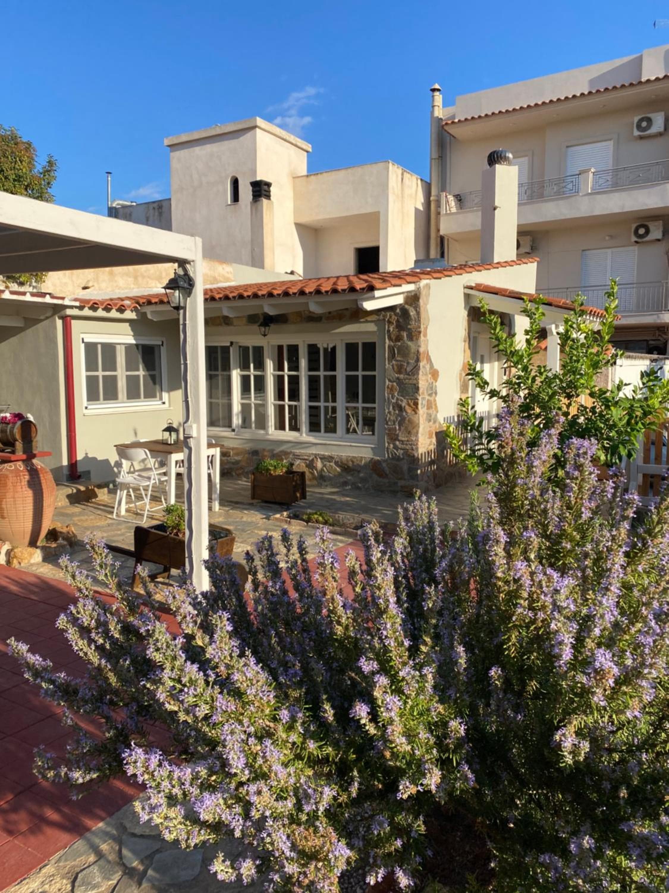 Aggelou Apartments-10 mins from Athens airport