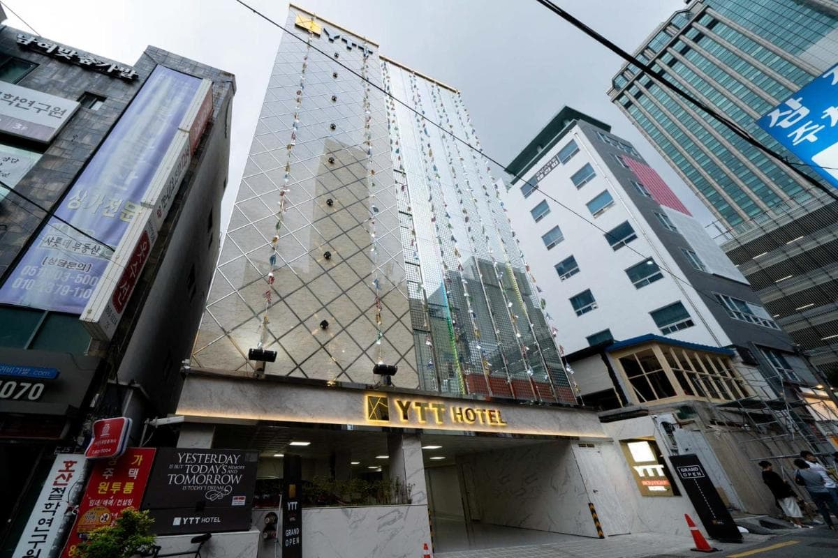Ytt Hotel