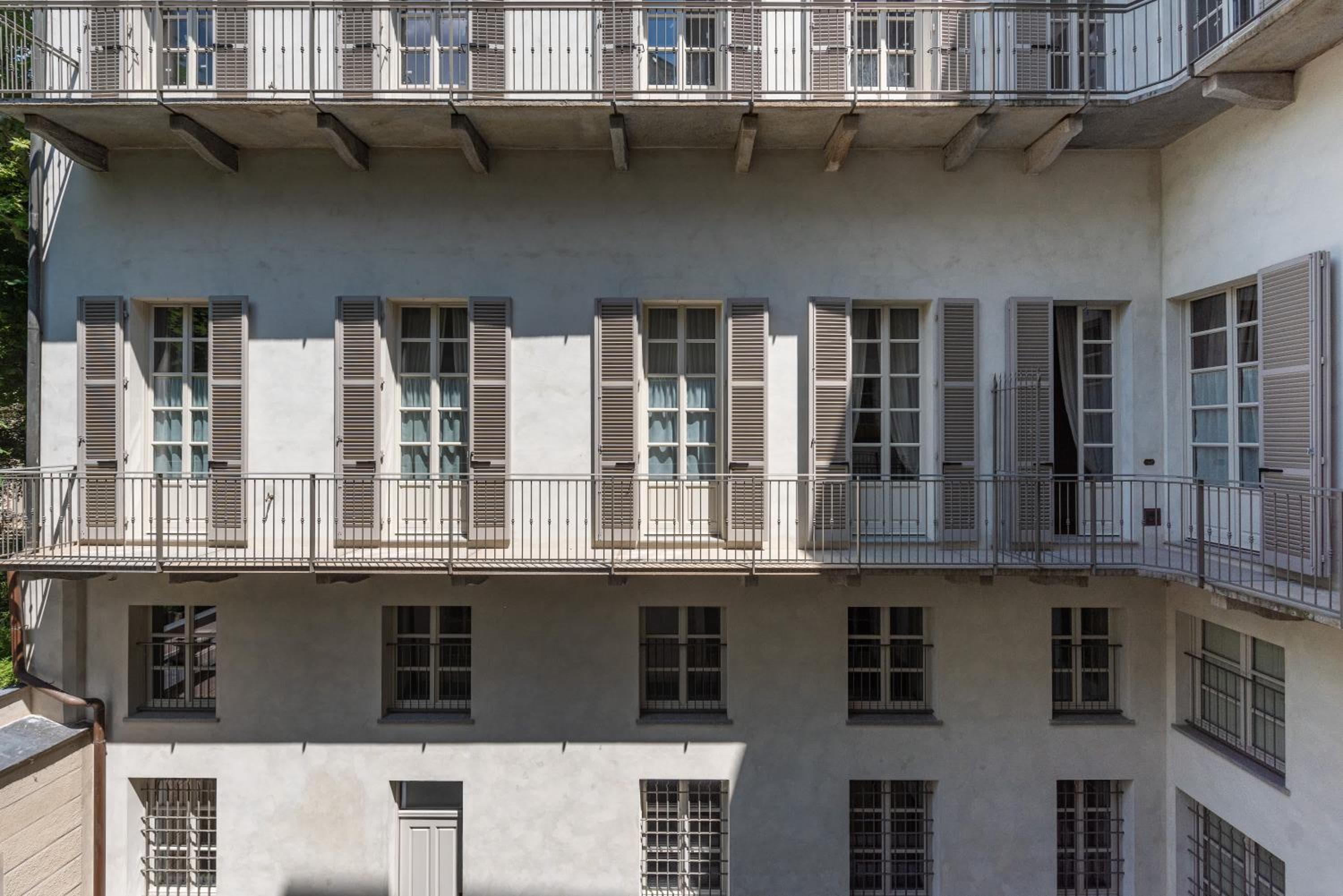 Palazzo Del Carretto-Art Apartments and Guesthouse
