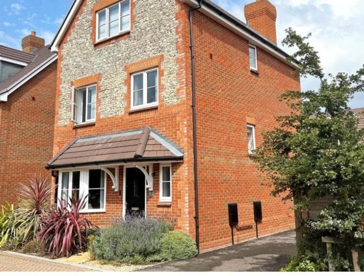 Angmering Home