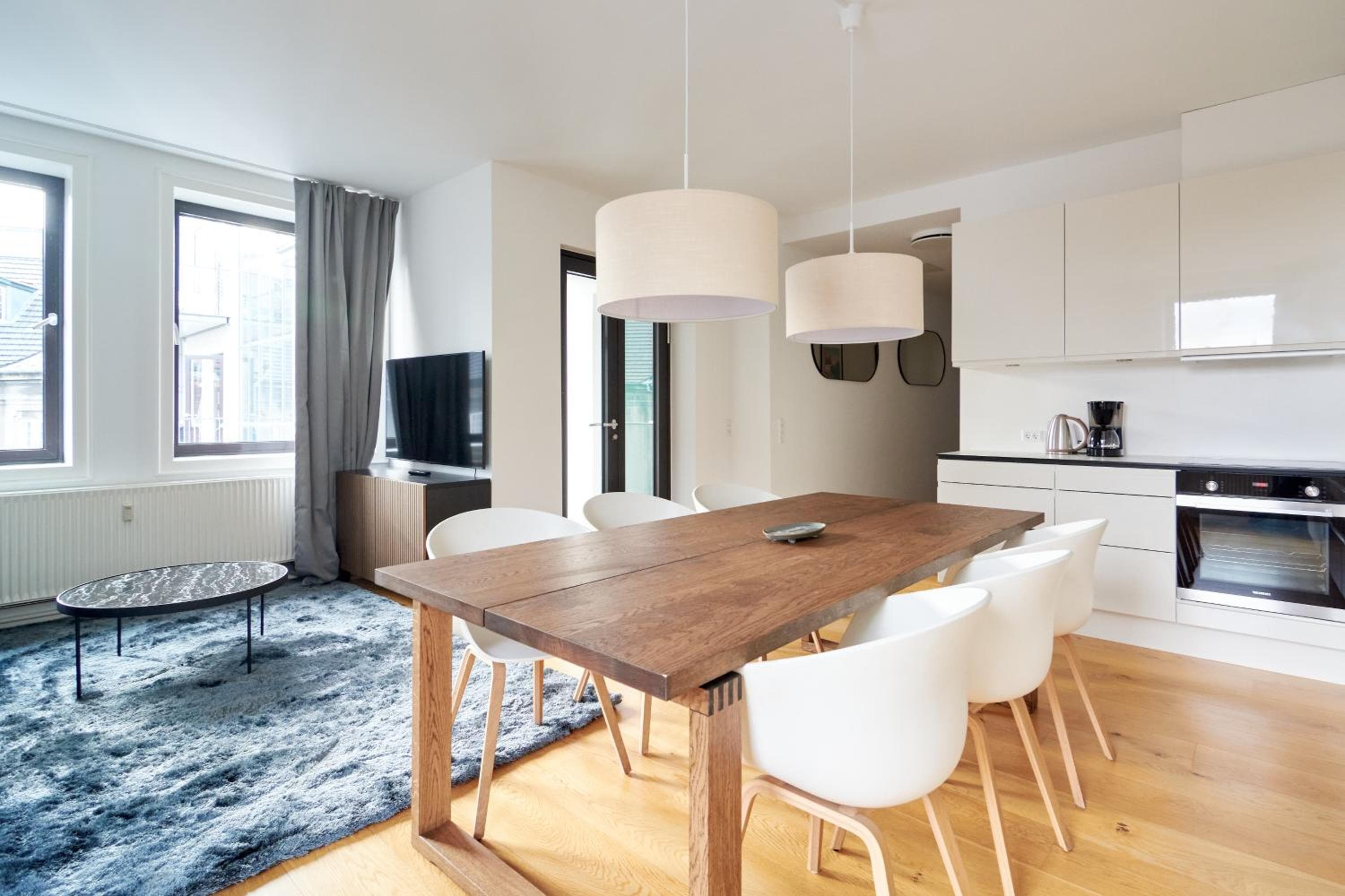 Stylish 2BR w Private Balcony in CPH City Centre