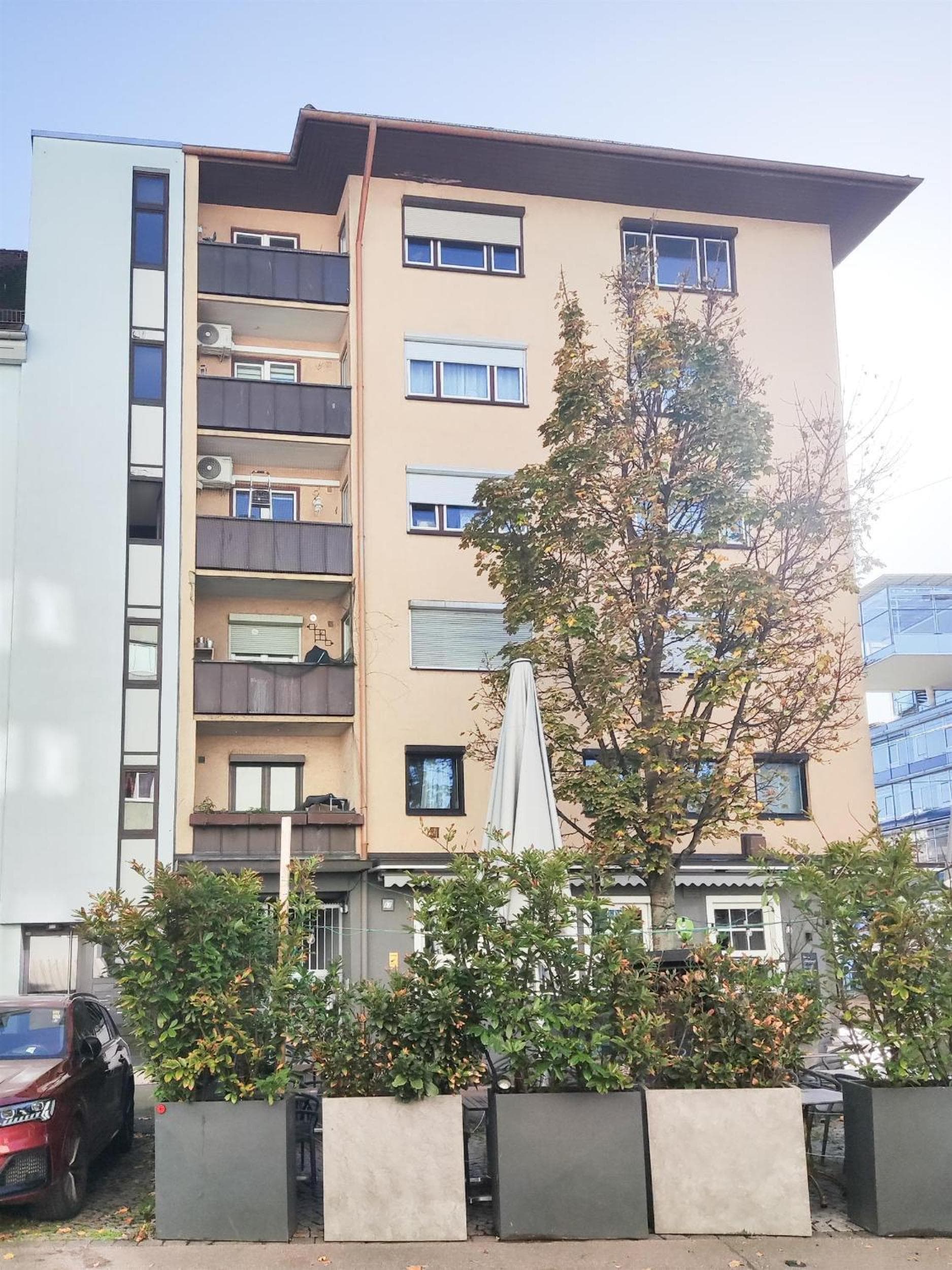 ALFA Stuttgart City 4ZW Beste City Lage Berliner Platz max 8 Personen Netflix Küche WM l 4BR 7 Beds 8 people l Fully equipped Kitchen & Bathroom