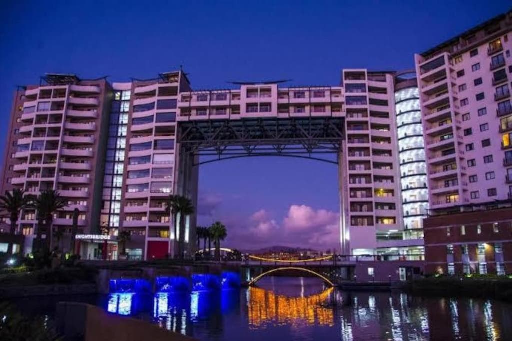 Exclusive Ultra-Luxury A Cut Above Apartments Century City by Vvip Bookings