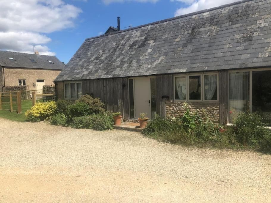 Clematis cottage