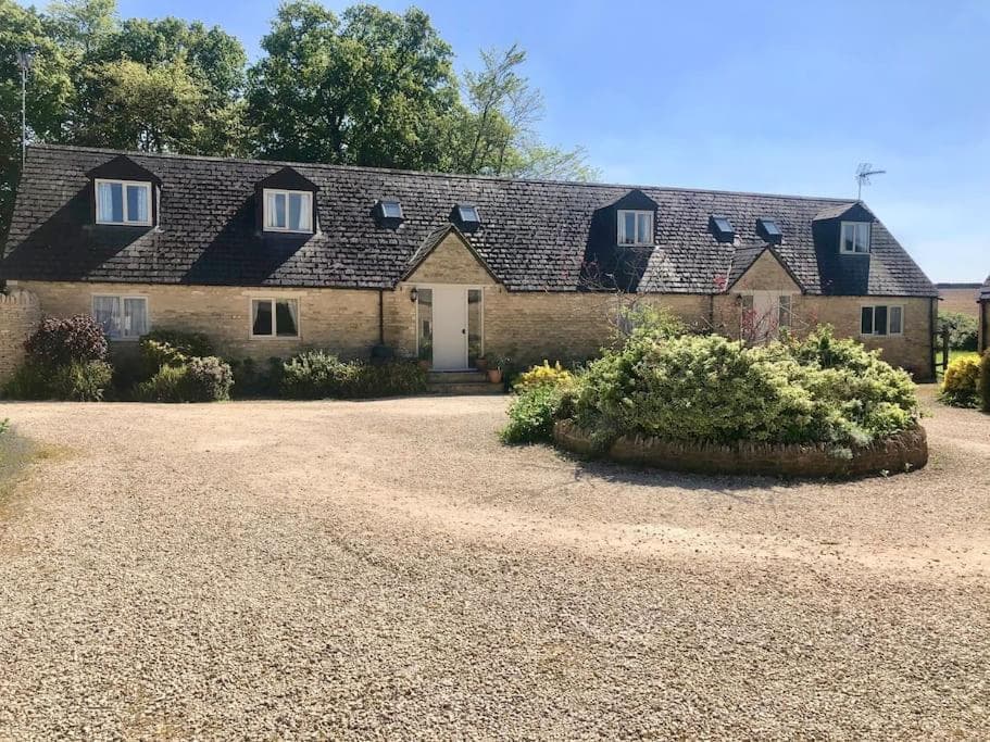 Stanway House, 8 bedroom, 8 Bath