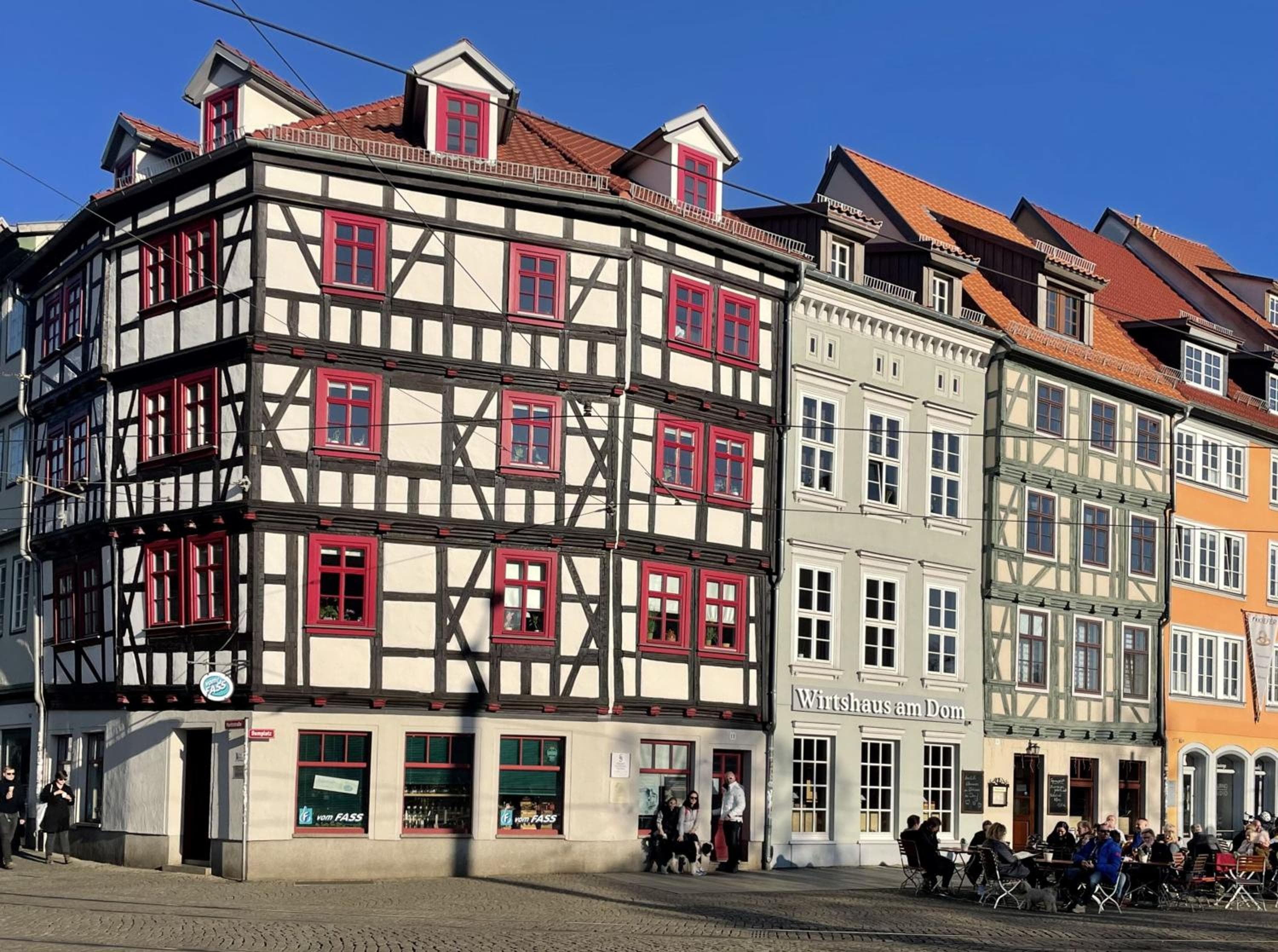 RAHA Apartments - Maisonette Wohnung mit DOM Blick - Direkt am Domplatz - Vollausstattung