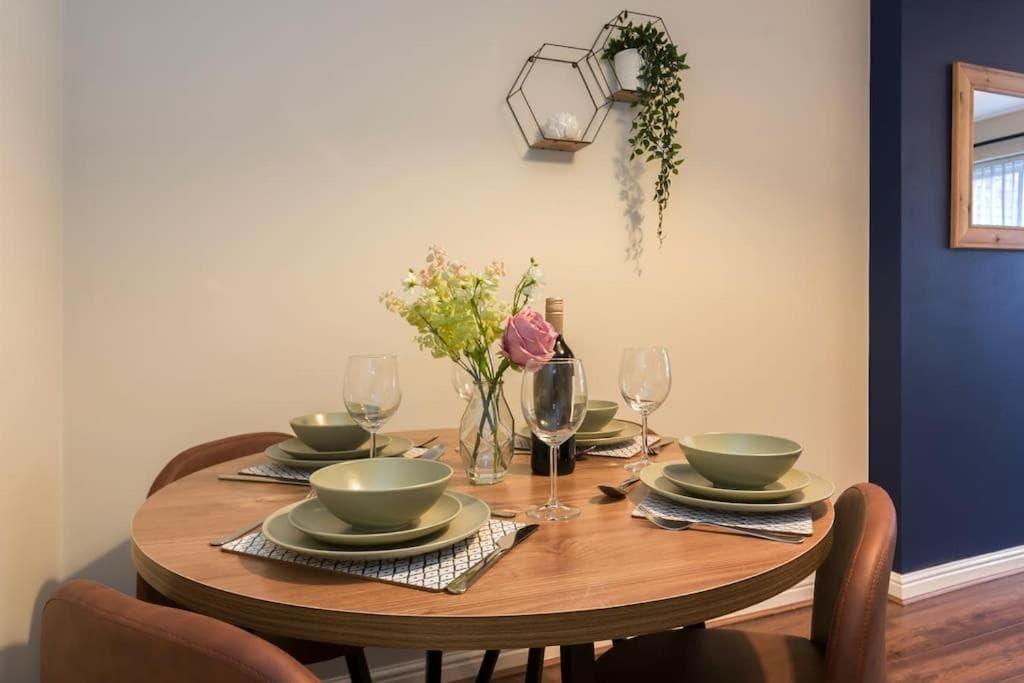 Stylish two bedroom home SHEFFIELD