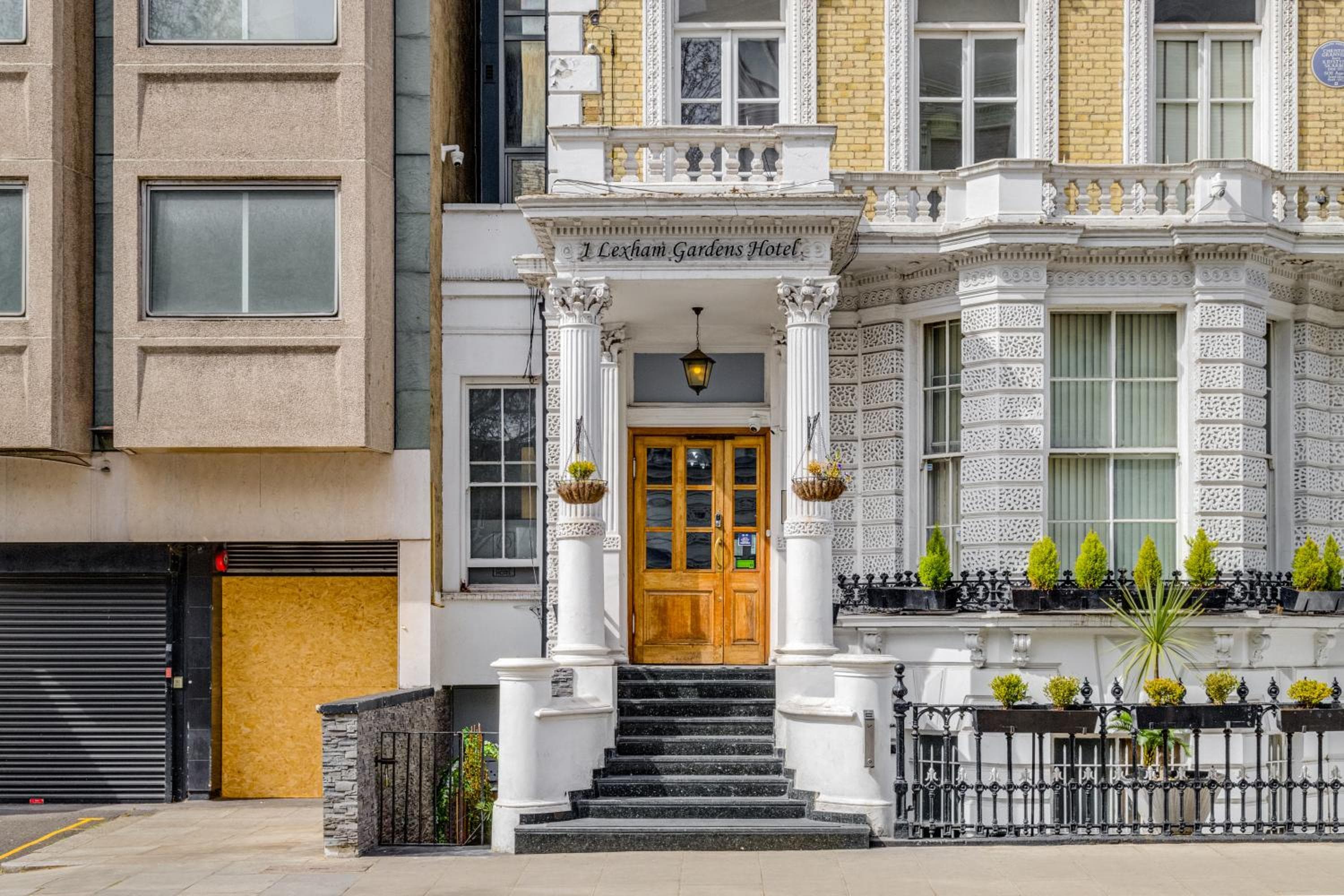 1 Lexham Gardens Hotel