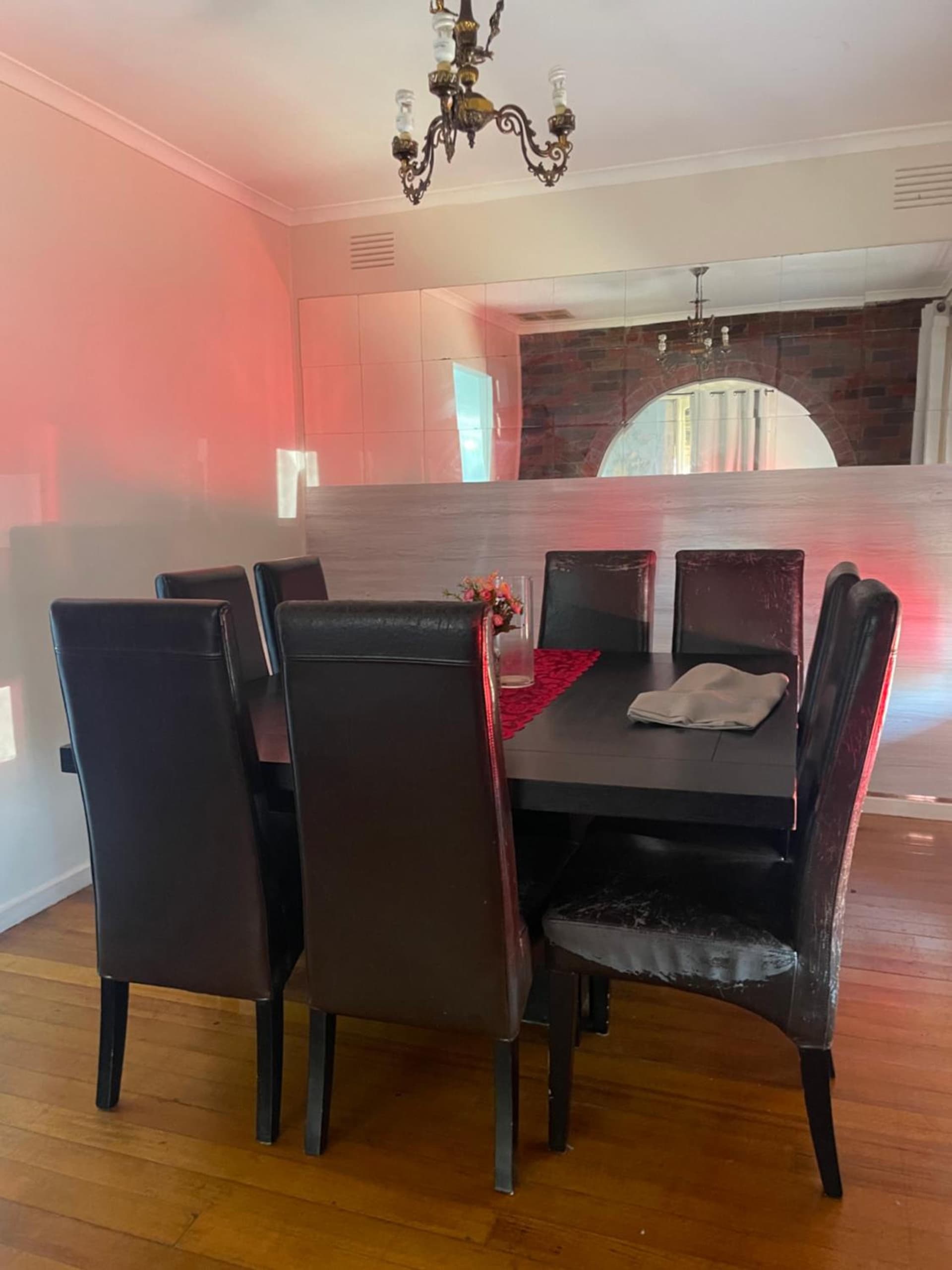 Private Room Near Melbourne Airport